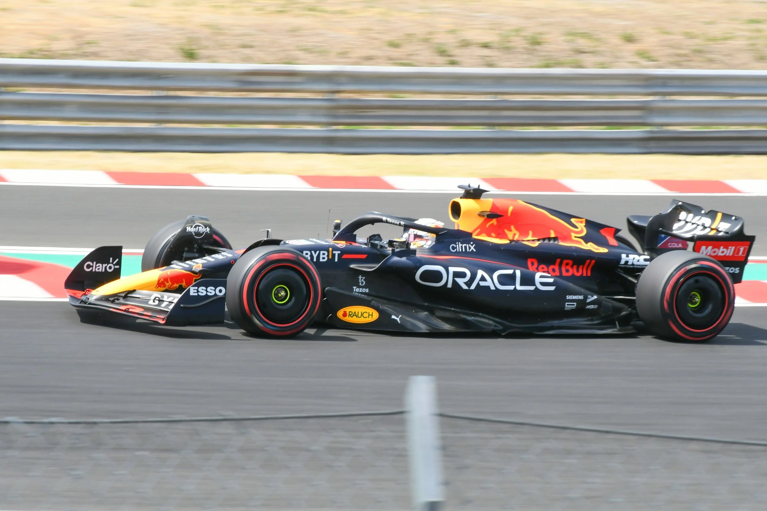 Formula One Grand Prix 2.jpg
