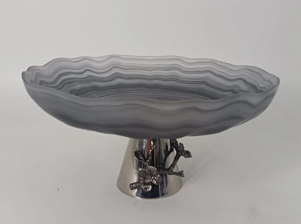 SMALL FLOWER FRUIT PLATE BLACK NICKEL