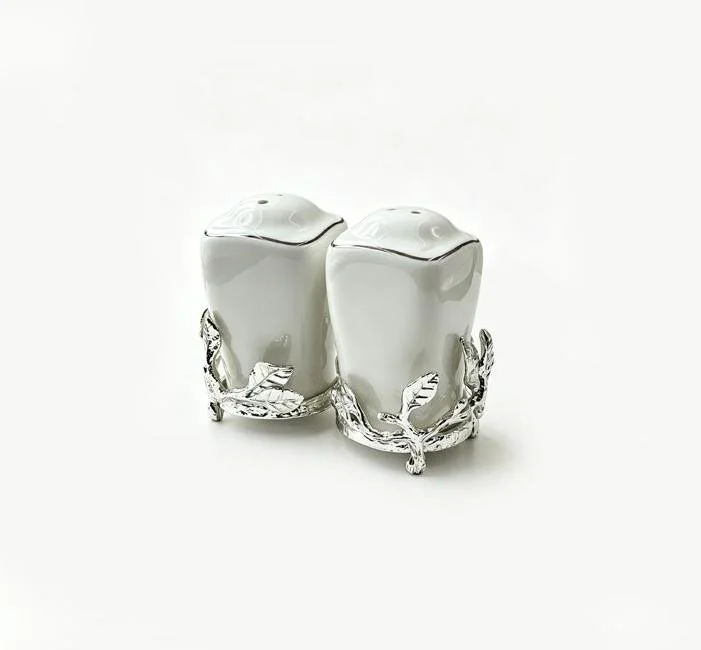 Leaf salt & pepper ceramic