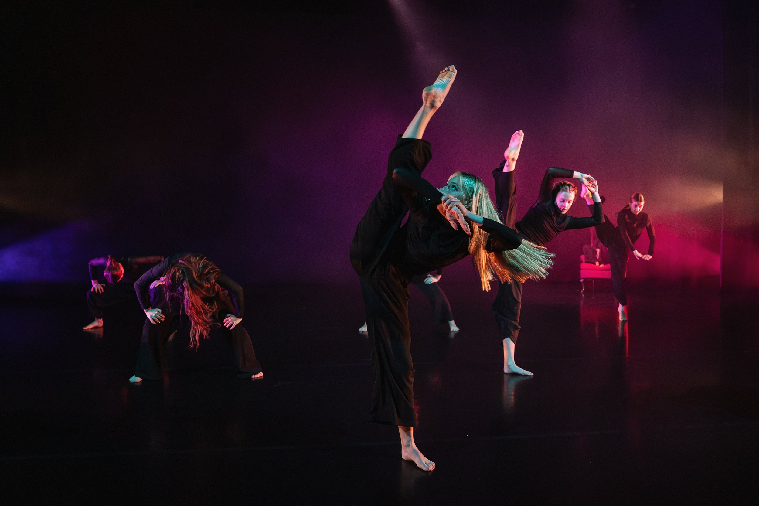 The Tunnel | Choreographer: Rhianna Cranston | Photography: Amanda Tipton Photography