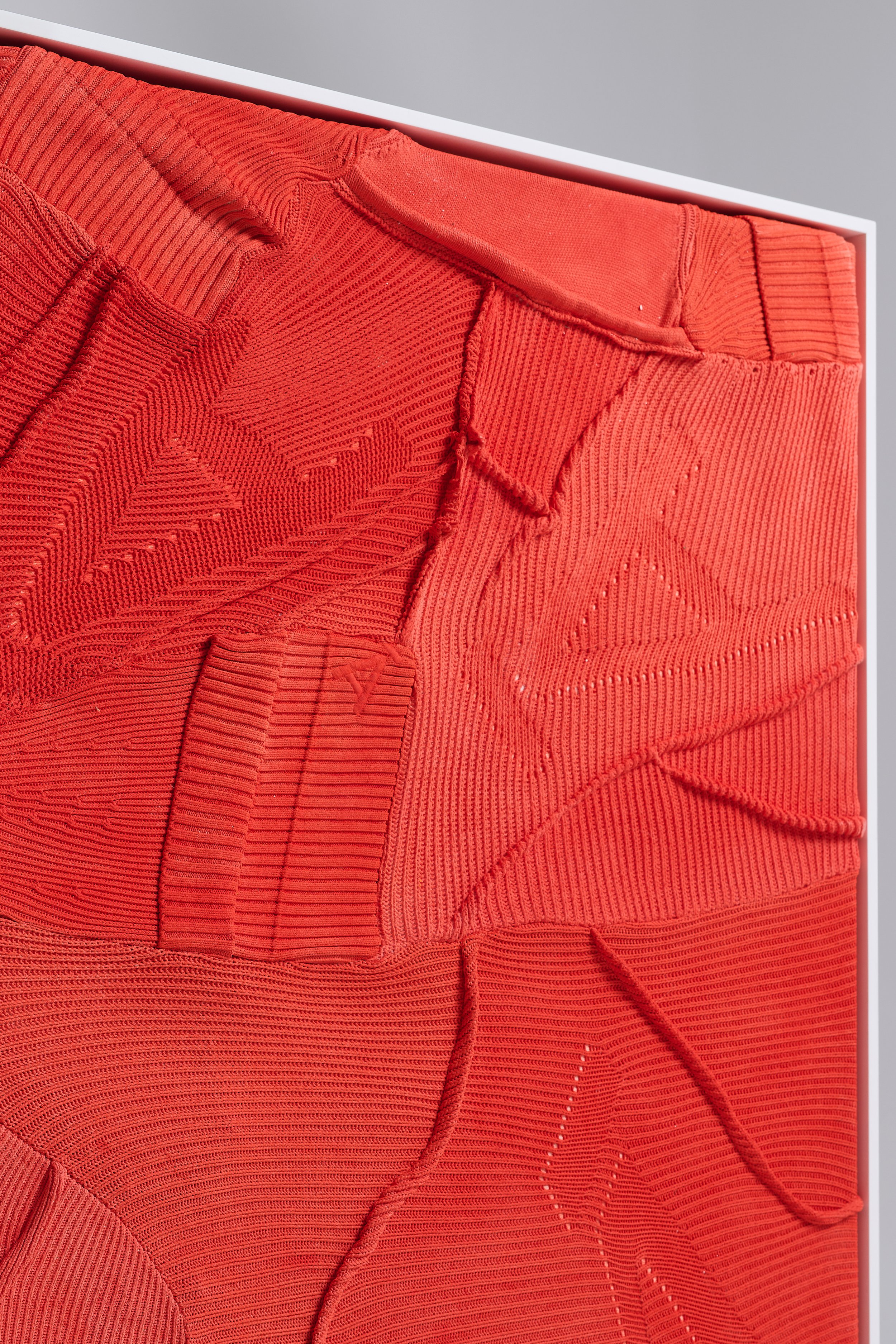 AEMMI_Q1-SPRING-SUMMER82170.jpg