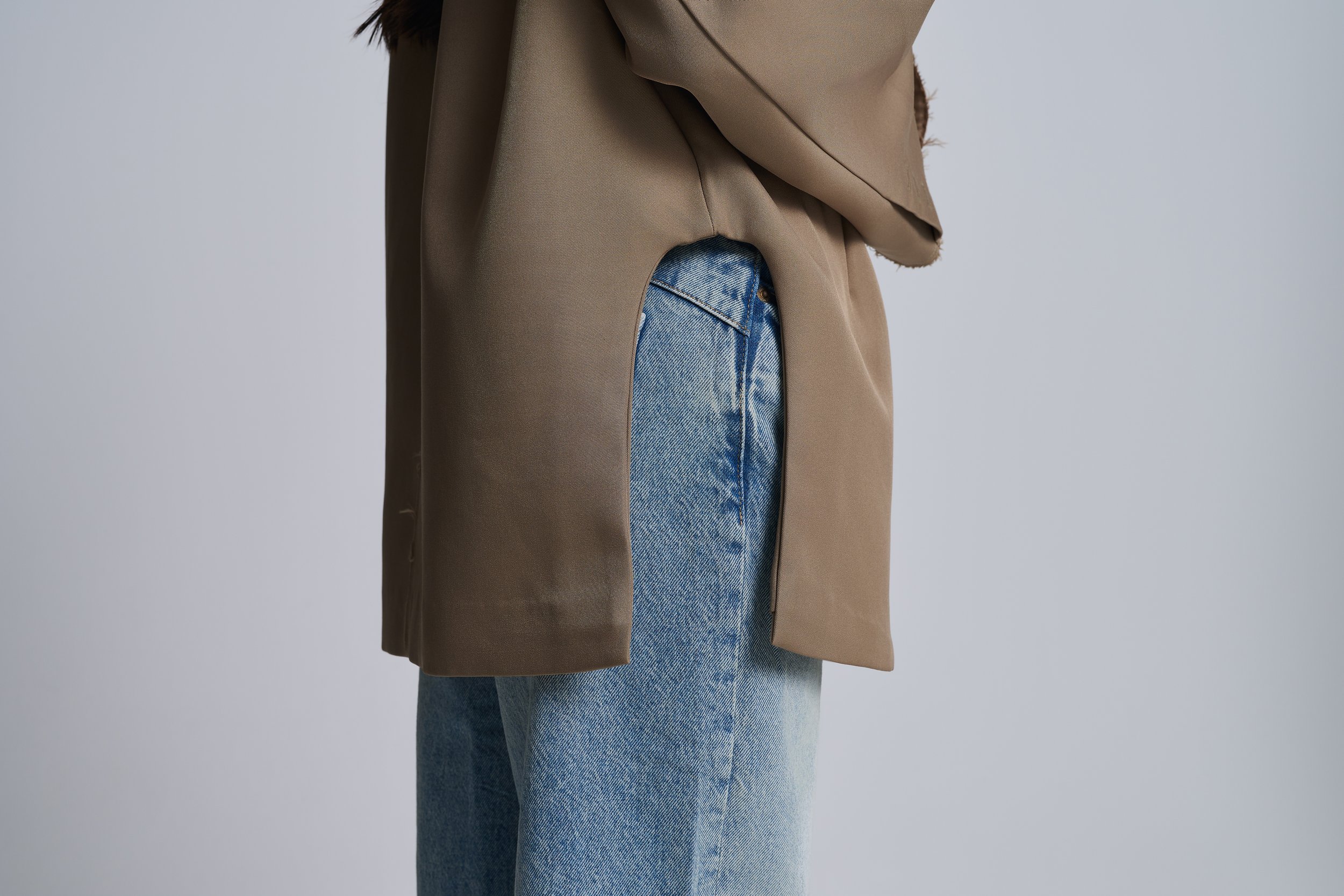 AEMMI_Q1-SPRING-SUMMER80521_vorne.jpg