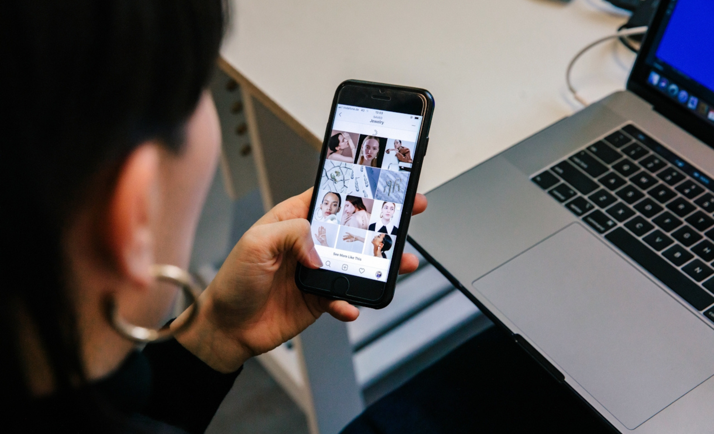 Phone Social Media