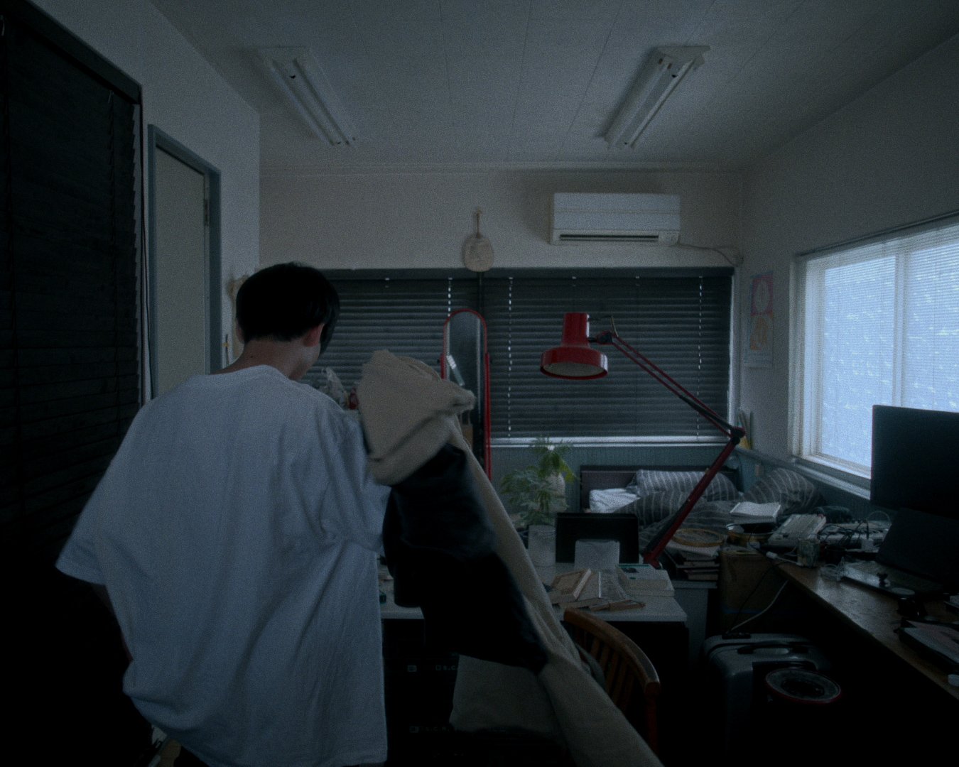 Ghost_0817_fix.00_00_37_21.静止画005.jpg
