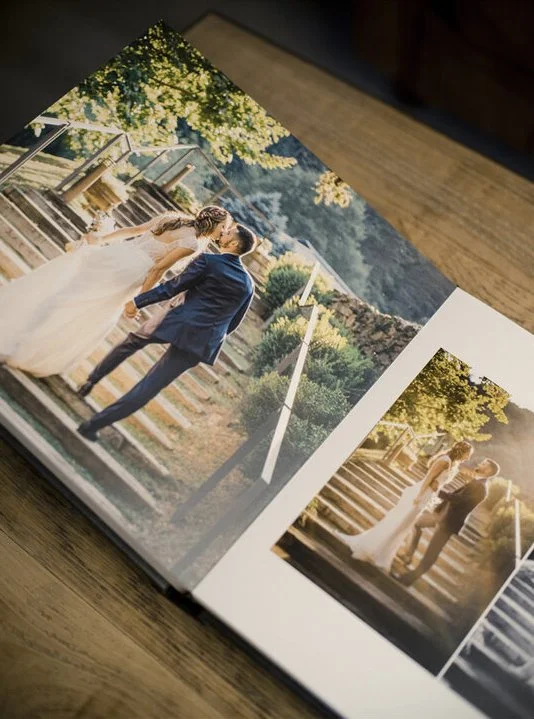 A handcrafted Fine Art wedding album by Figuerola Wedding Studio