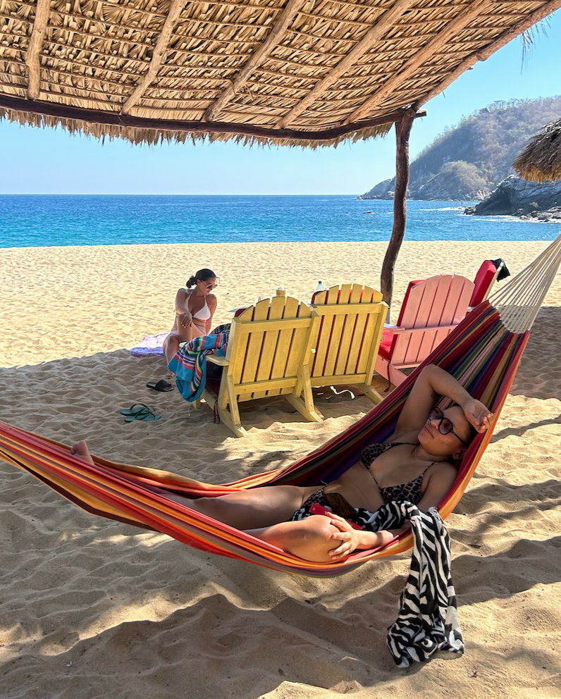 Excursion to secluded beach 