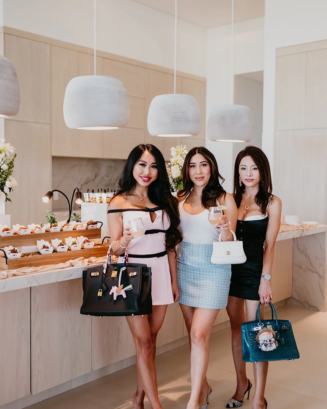 We love seeing the smiles and excitement when guests arrive at our tables, there&rsquo;s something special about food that instantly brings people together. 🥂

For this Sip &amp; Shop with JP Morgan Private Bank and Michele Sullivan, our team focuse