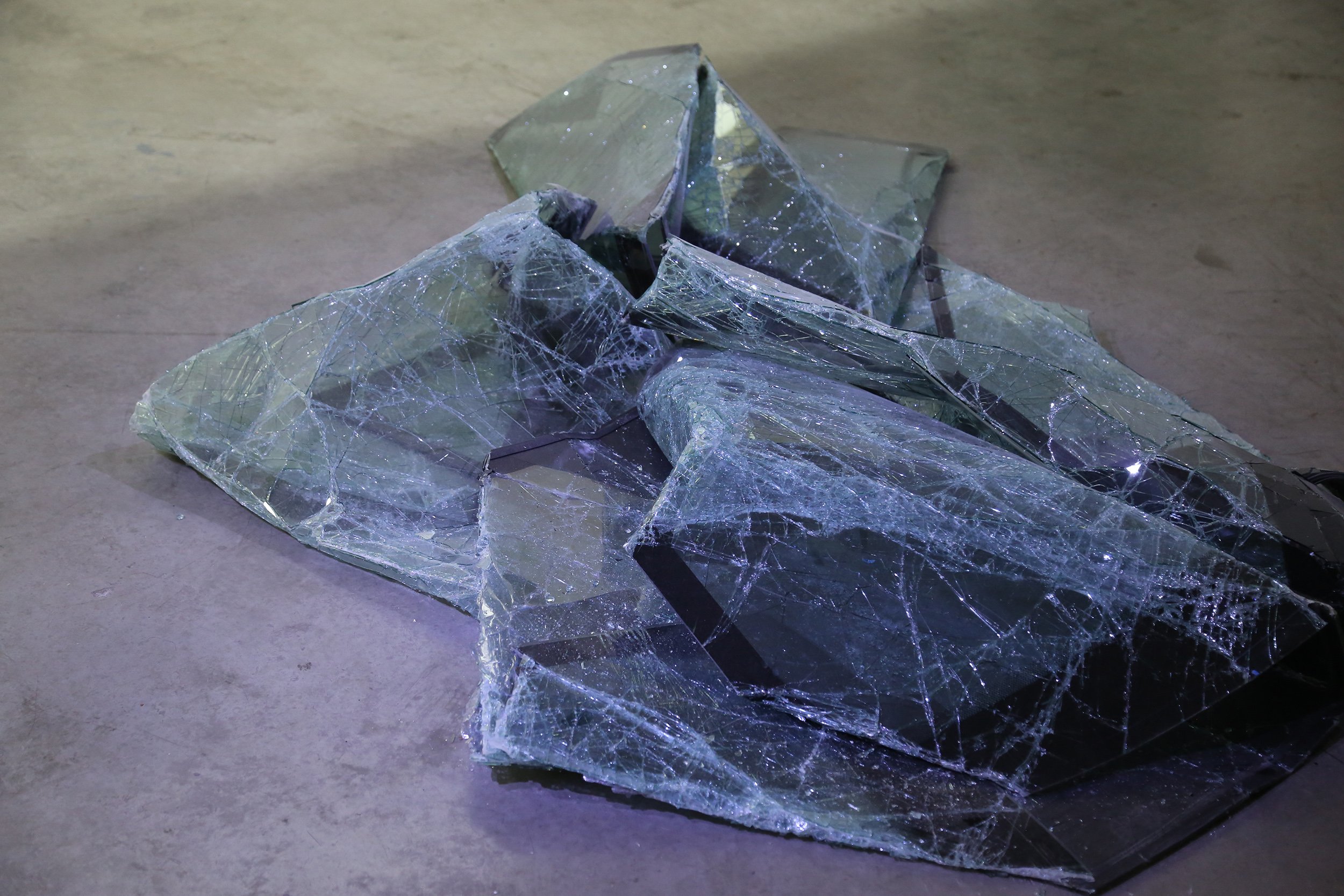 Li Li Ren, What is left is left 02, 2021, Qimu Space, Beijing.JPG