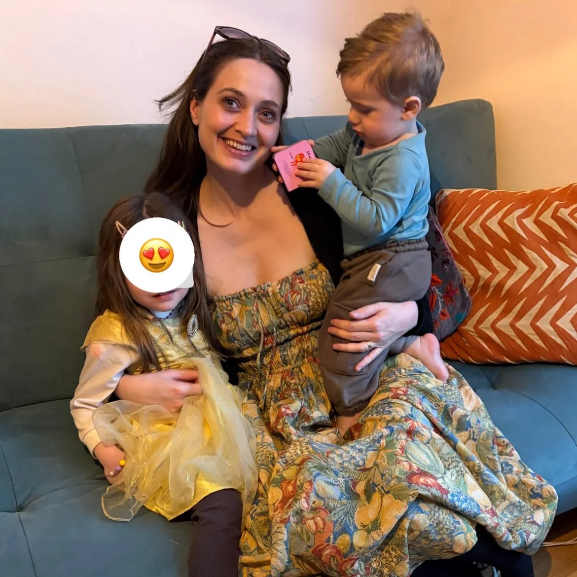 Happy Mother&rsquo;s Day! 💐
Today has been racing around to numerous pharmacies and a trip to a&amp;e (all ok), but we still managed to make a Sunday roast and animal biscuits together 🐅
My daughter made me TWO beautiful cards all by herself, there