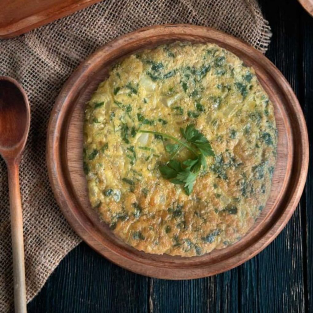 Eggah is a simple dish much like Spanish tortilla that was similar to a dish eaten in ancient Egypt! I made it for April&rsquo;s History Extra magazine recipe, along with a look at what we know about Ancient Egyptian cuisine - from the food offerings