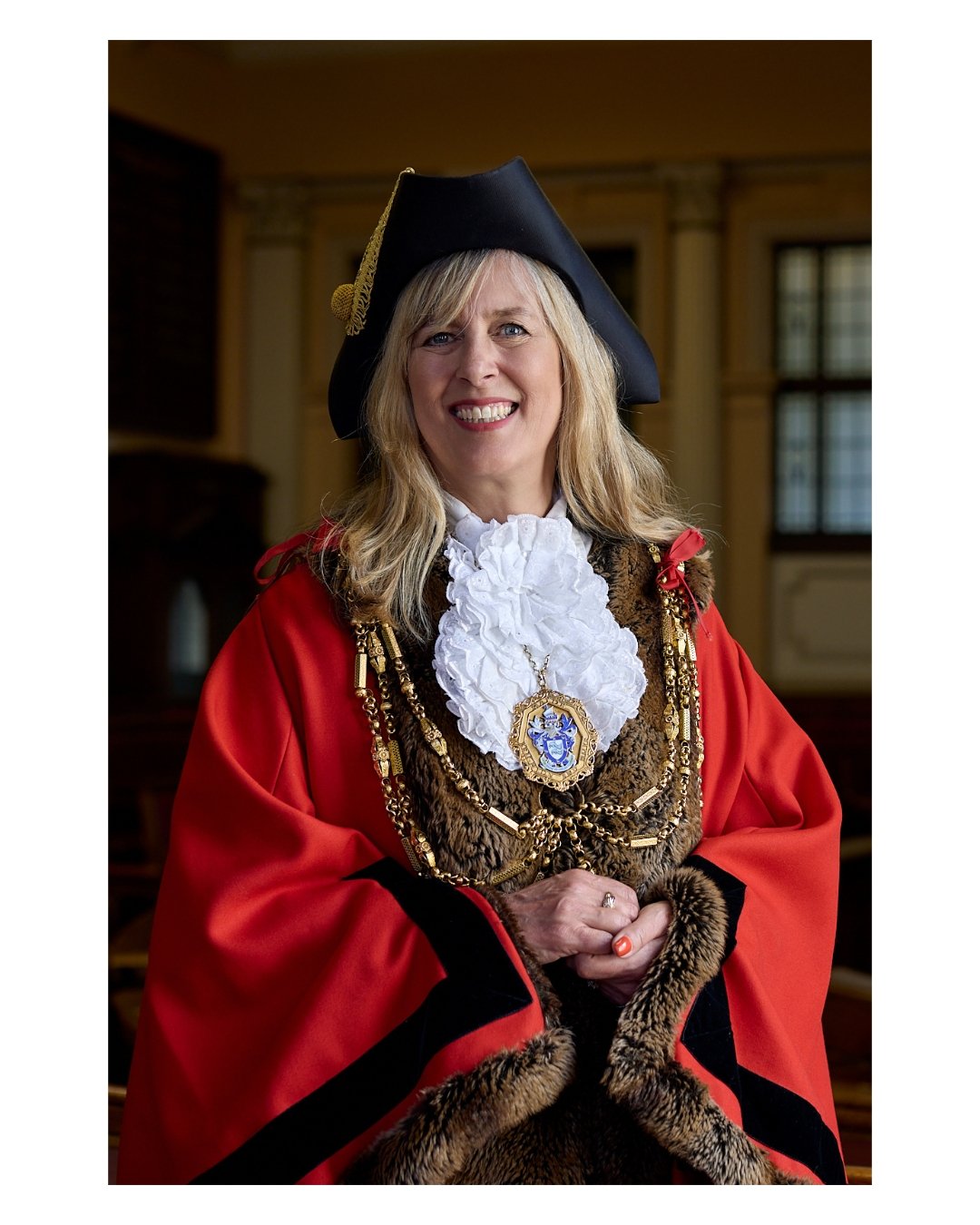 This is not the official portrait of our new Mayor of Brighton &amp; Hove Theresa Fowler, it's my favourite and I wanted to share it with you. 
.
The official portrait is taken in the Mayor's Parlour under studio flashlight, this one was taken afterw