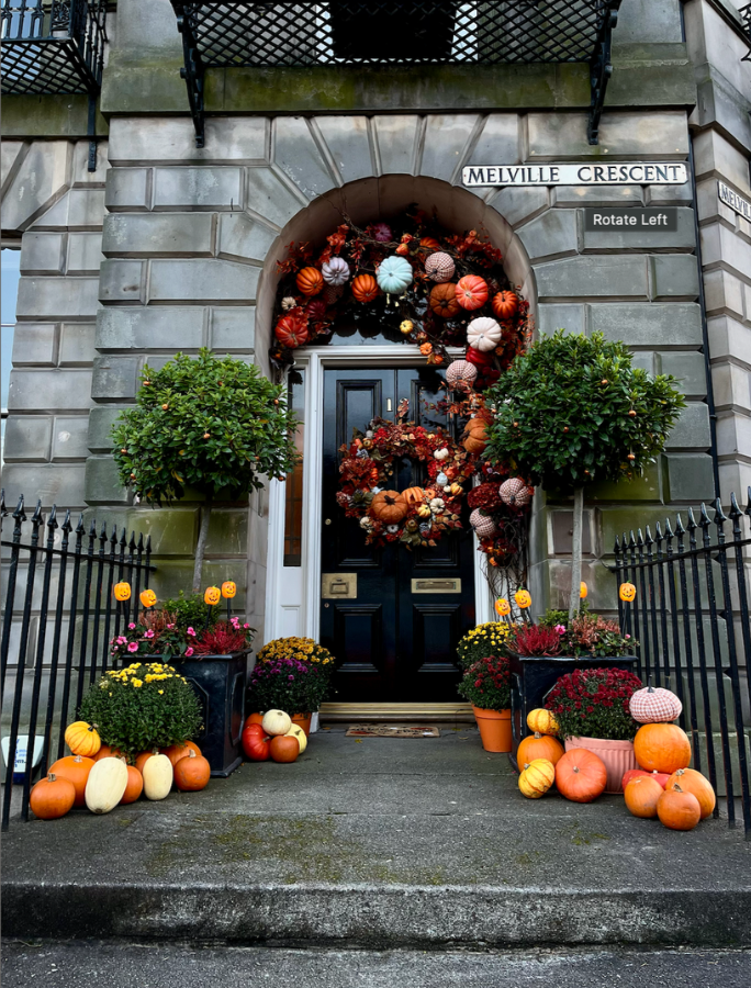 Halloween in Edinburgh_Fall Stoops