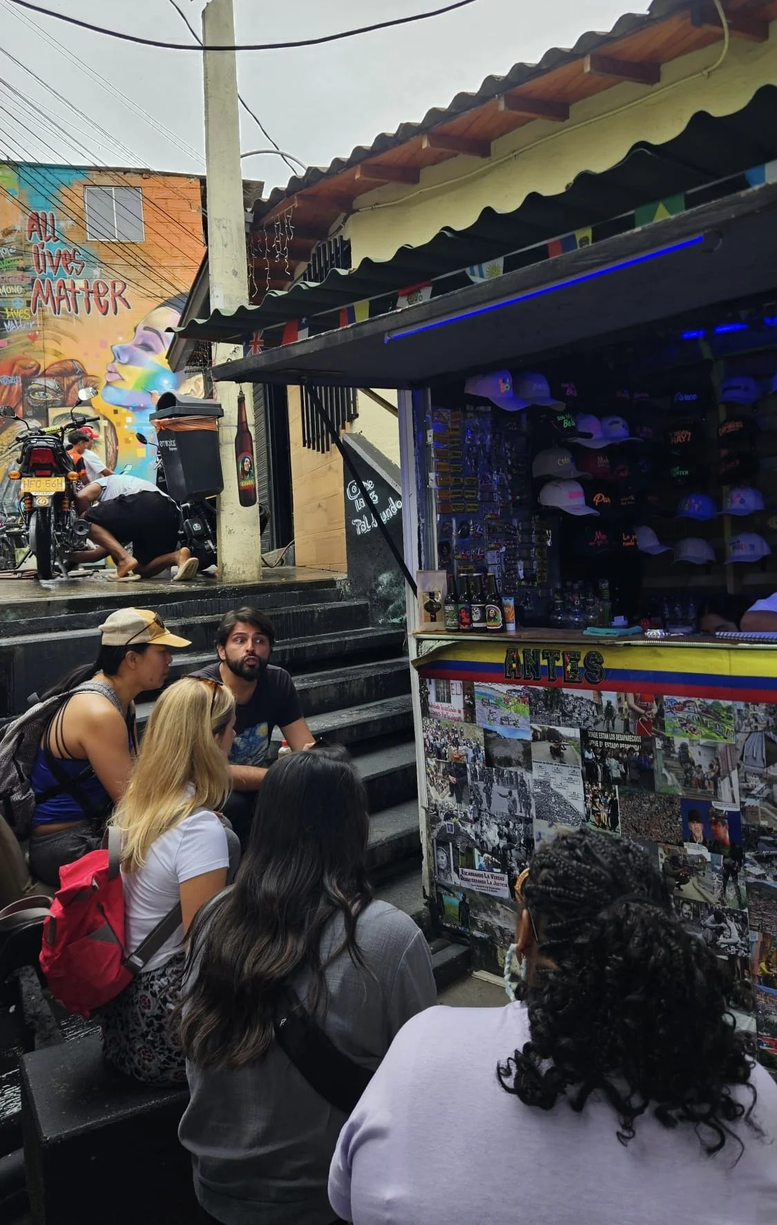 Group getting a walking tour of Comuna 13