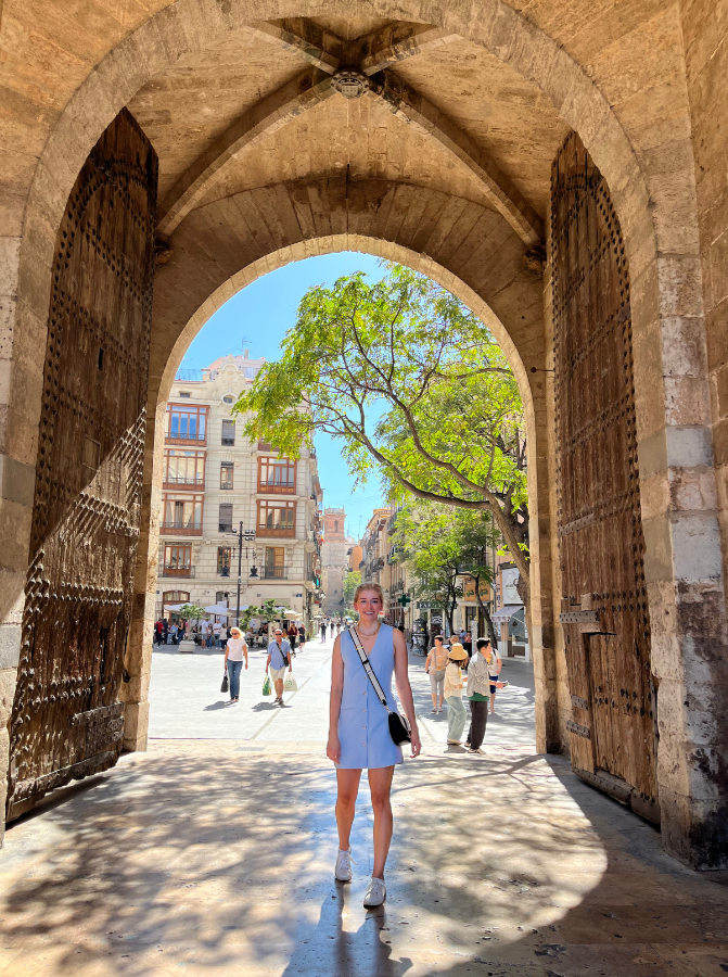 Planning A Trip To València, Spain_Serranos Towers