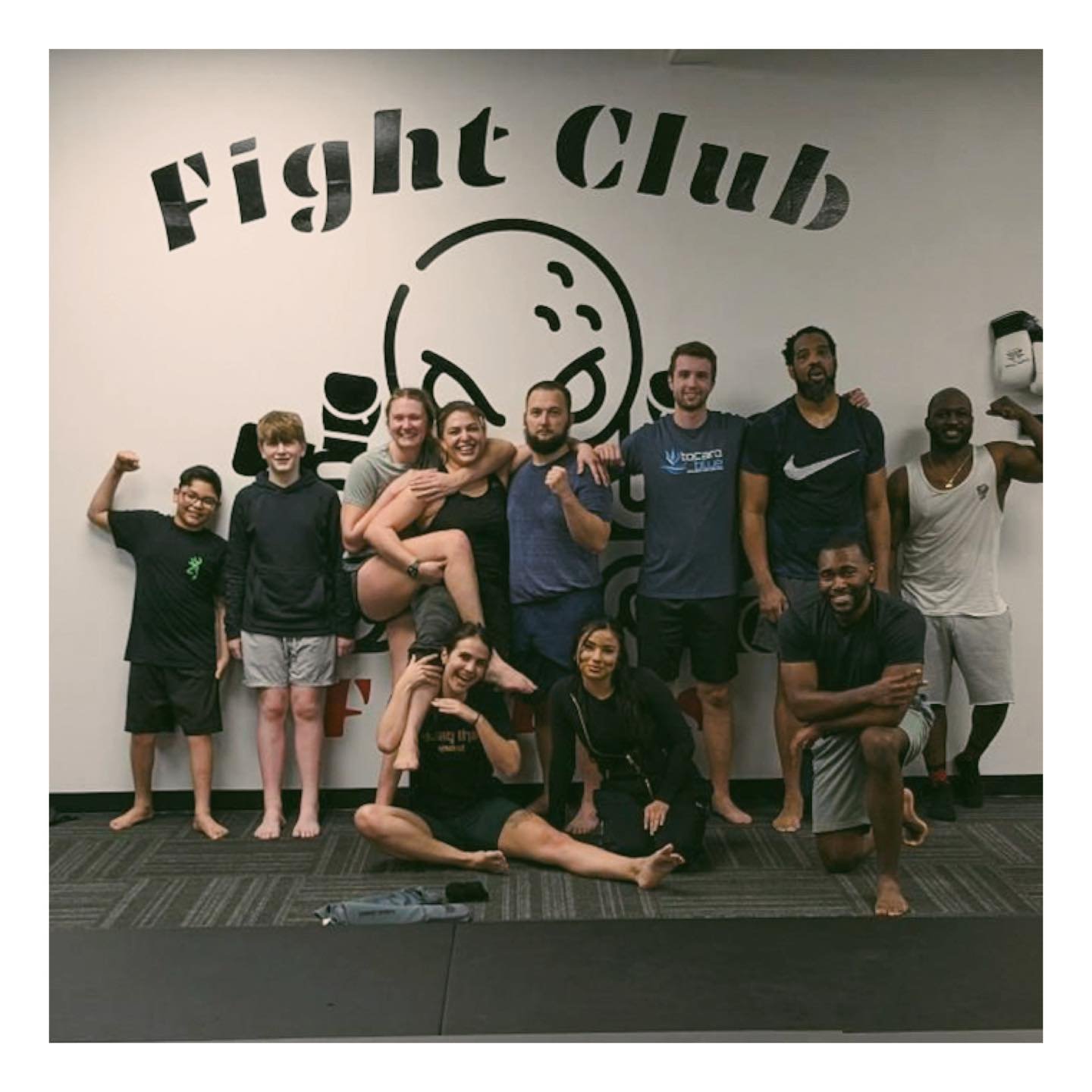 bjj-sparring-session-fight-club.jpg.jpg