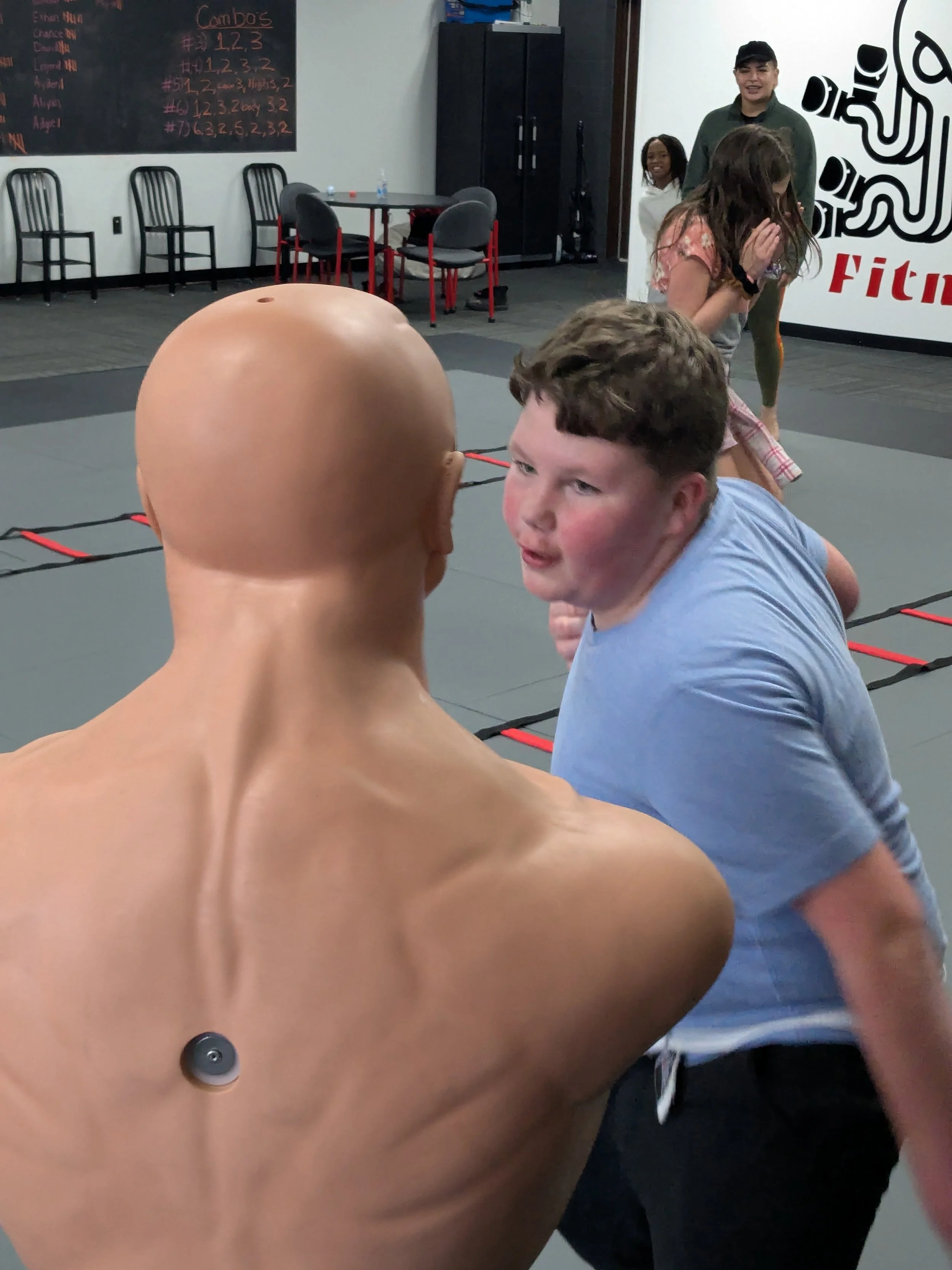 kids-striking-class-fight-club-fitness-birmingham-alabama-2.jpg