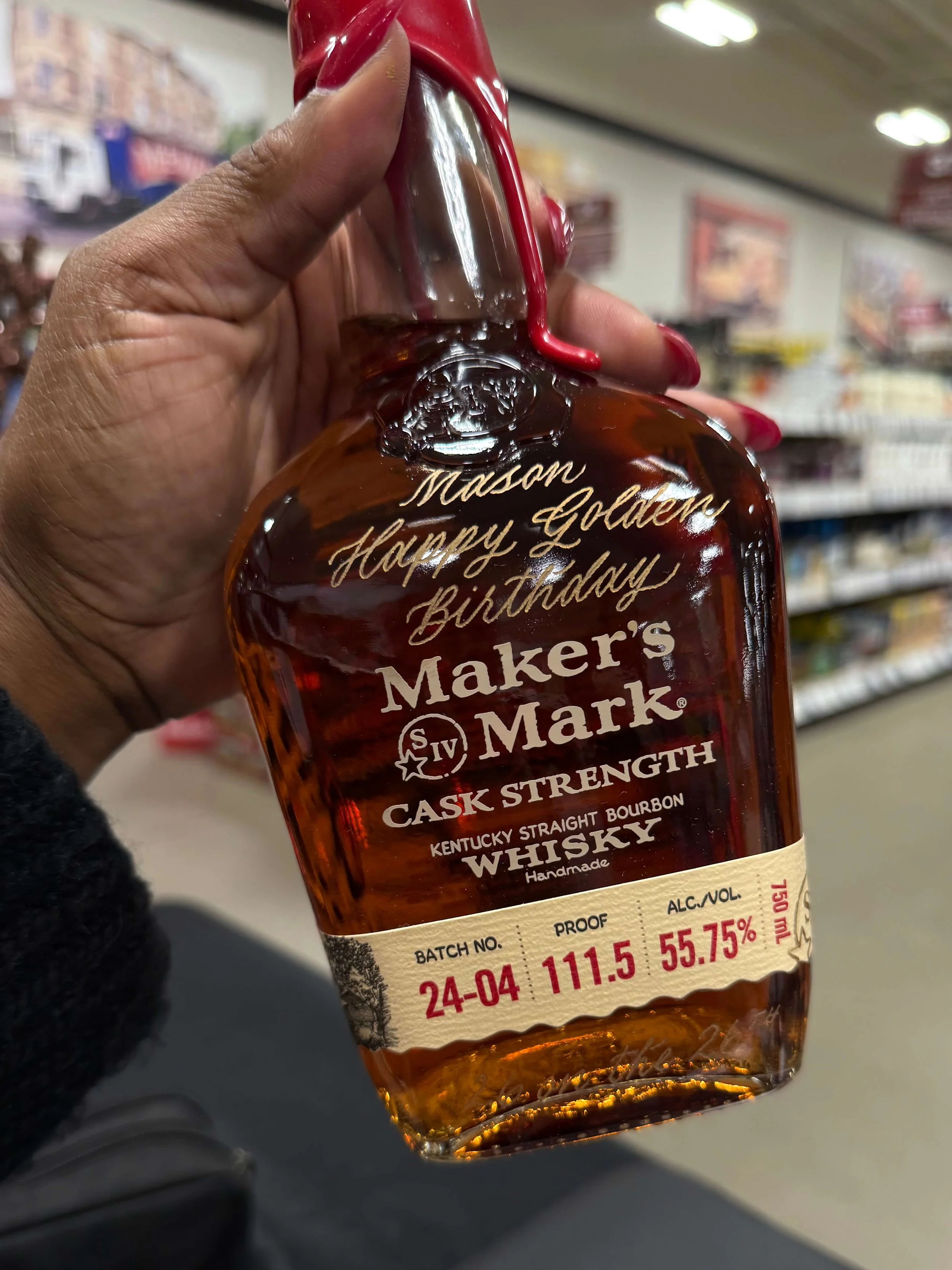 custom-engraved-whisky-bottle-birthday-gift.jpg