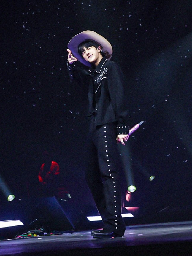 BTS Jin performing in his World Tour #RUNSEOKJIN_EP.TOUR