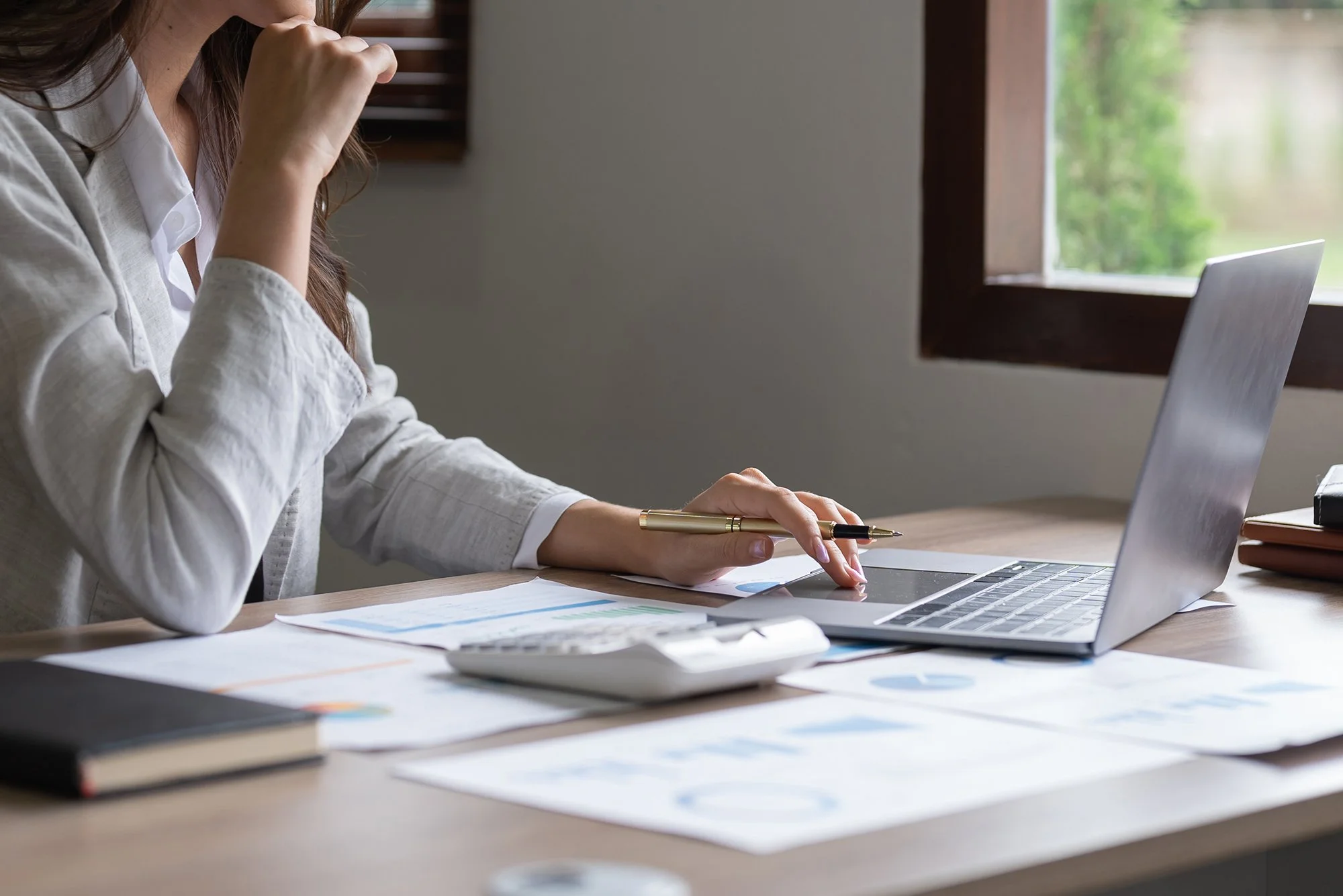 office-building-2022-12-15-19-50-15-utc 11.jpg