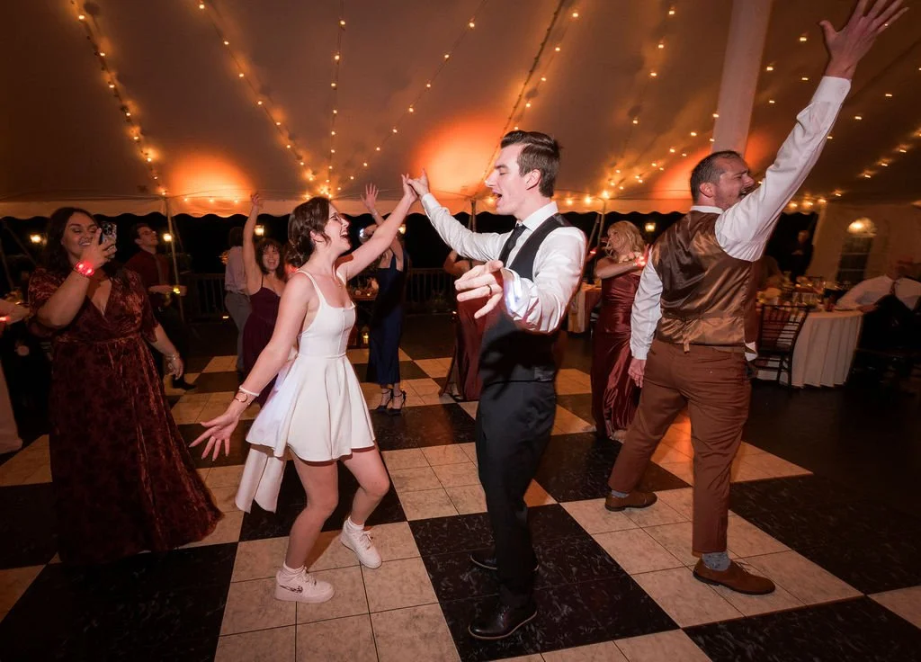 Karyn &amp; Ryan’s Fern Hill Barn Wedding with DJ Adam