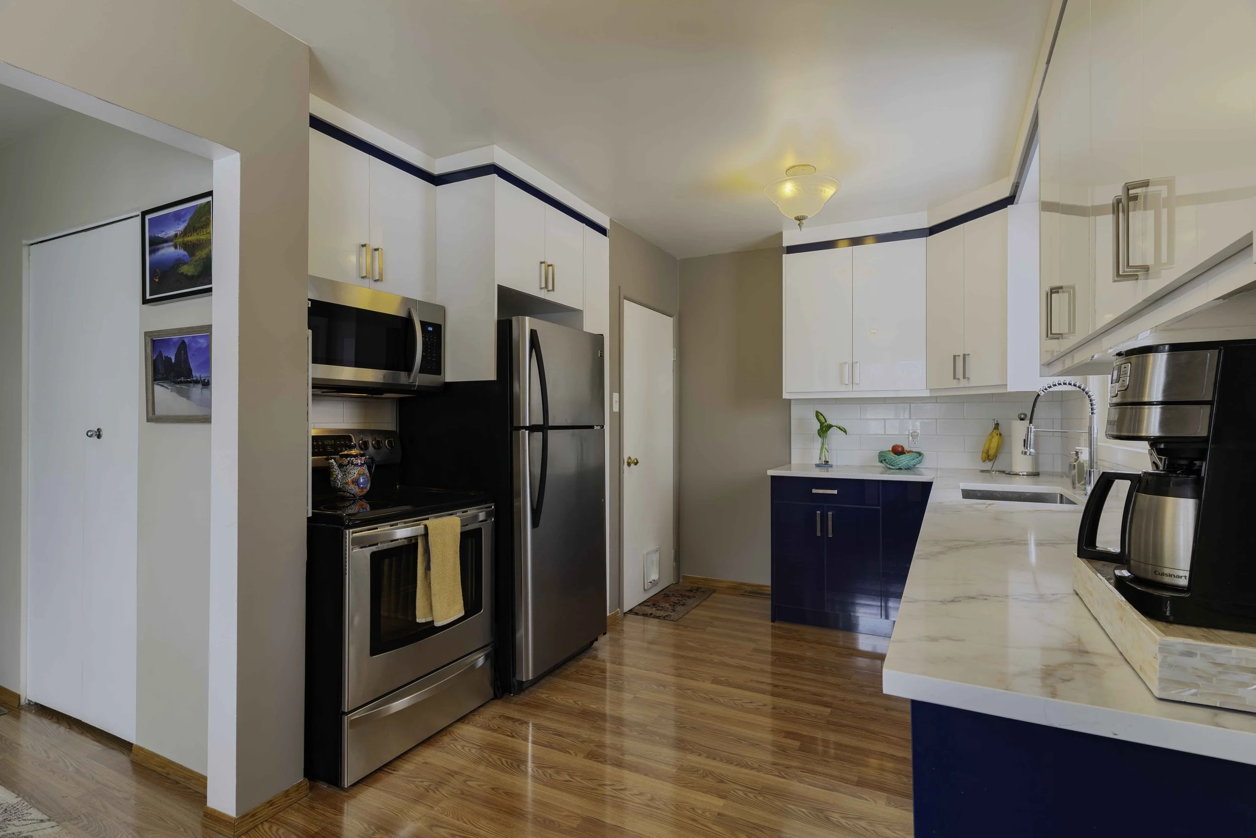 After shot showcasing hospitality marketing concepts and updated commercial space visuals. Photo by Olga Dream Photo