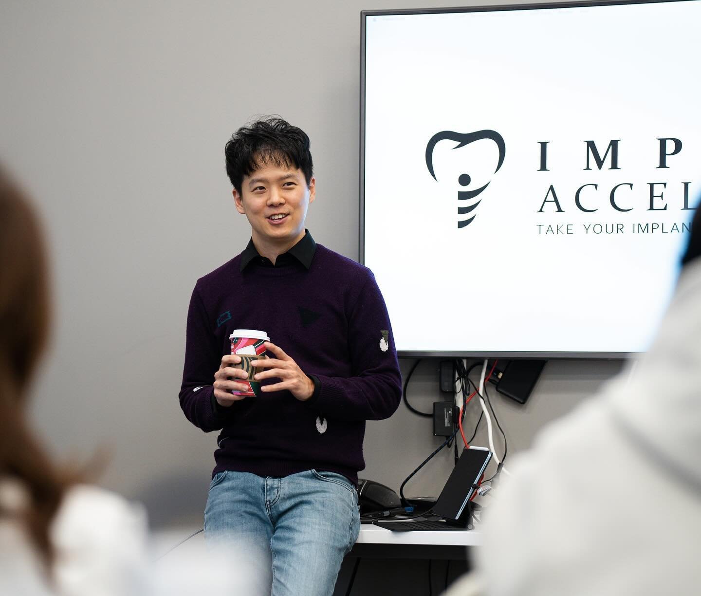 #latergram 
From Dr. Ku&rsquo;s implant/sticky bone GBR lecture back in February this year! Special thanks to @dr.brianlee.dmd for the amazing photography work!