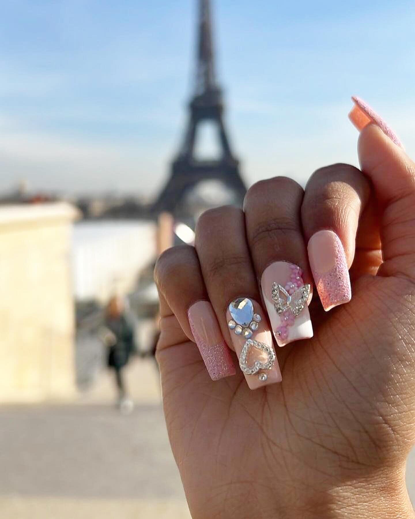 💓💕💗💖💞 
-
- Follow @pressedonbyash for more! 
-
 -  #nails #pressonnails #pressons #pressedonnails #pressonnailset #pressedonbyash #thenaillife #thenailconnectionxo #thenailconnection #thenailprogramme #nailinspo #thenailplug #danailplug #support