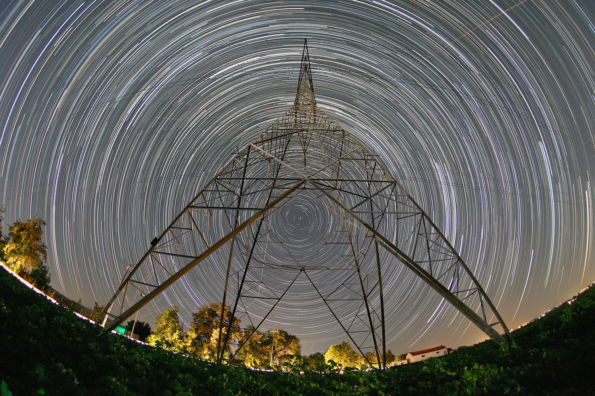 fuji_StarStaX__DSF4902-_DSF5155_lighten-2 small.jpg