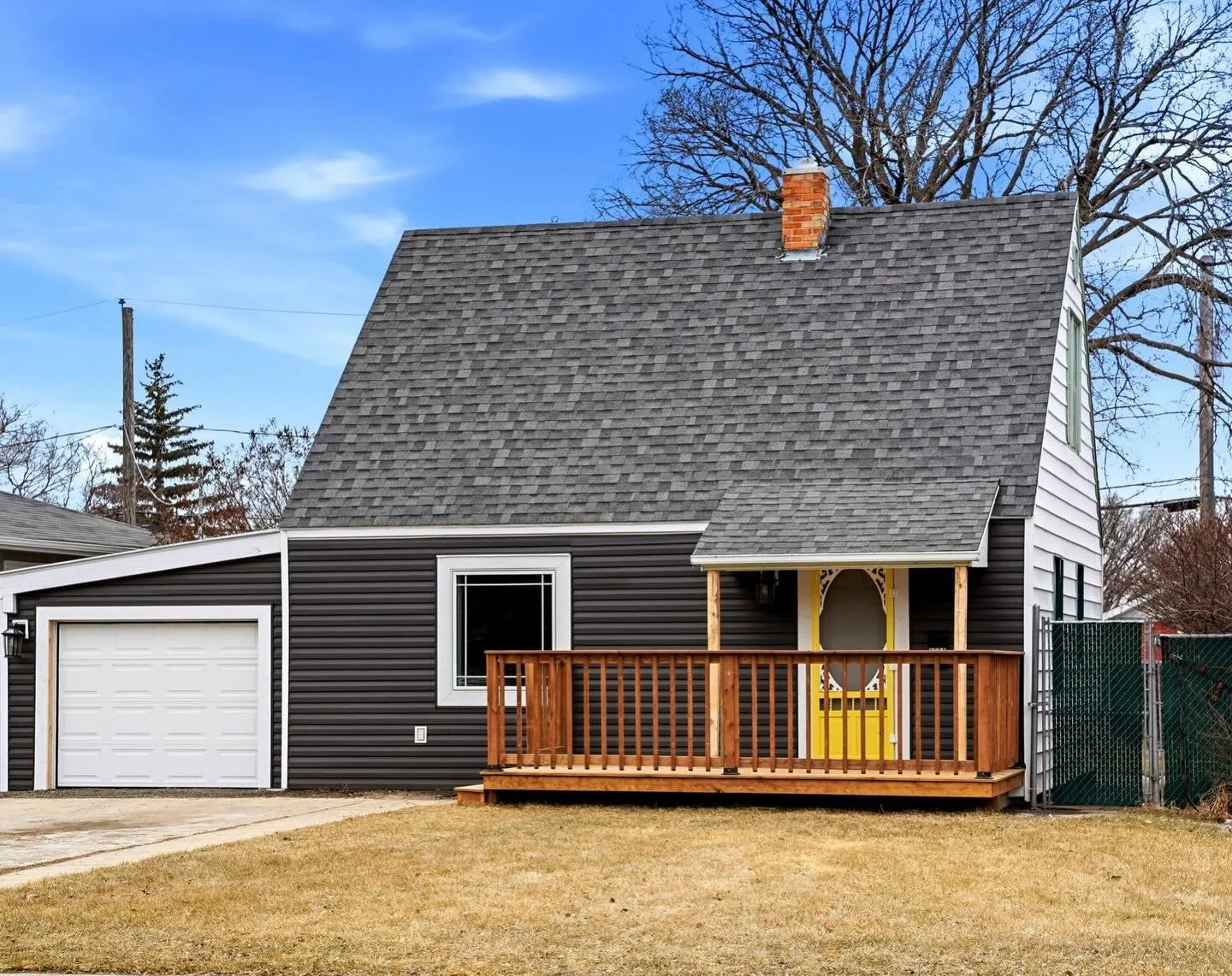 COMING SOON 🤍

This thoughtfully updated home offers an affordable opportunity to step into the market 

details:
- 3 bedroom
- 1 bathroom 
- 1,000 sq ft 
- 1 car attached garage 
- completely remodelled inside &amp; out
- fully fenced &amp; spaciou