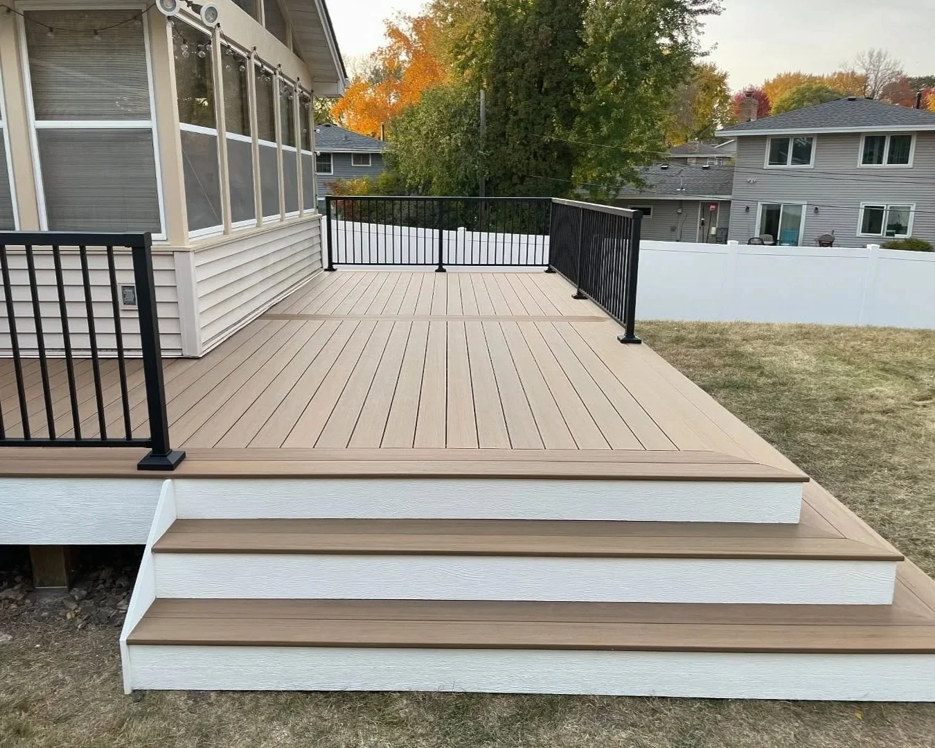 Composite+Deck+in+Bloomington%2C+MN.jpg