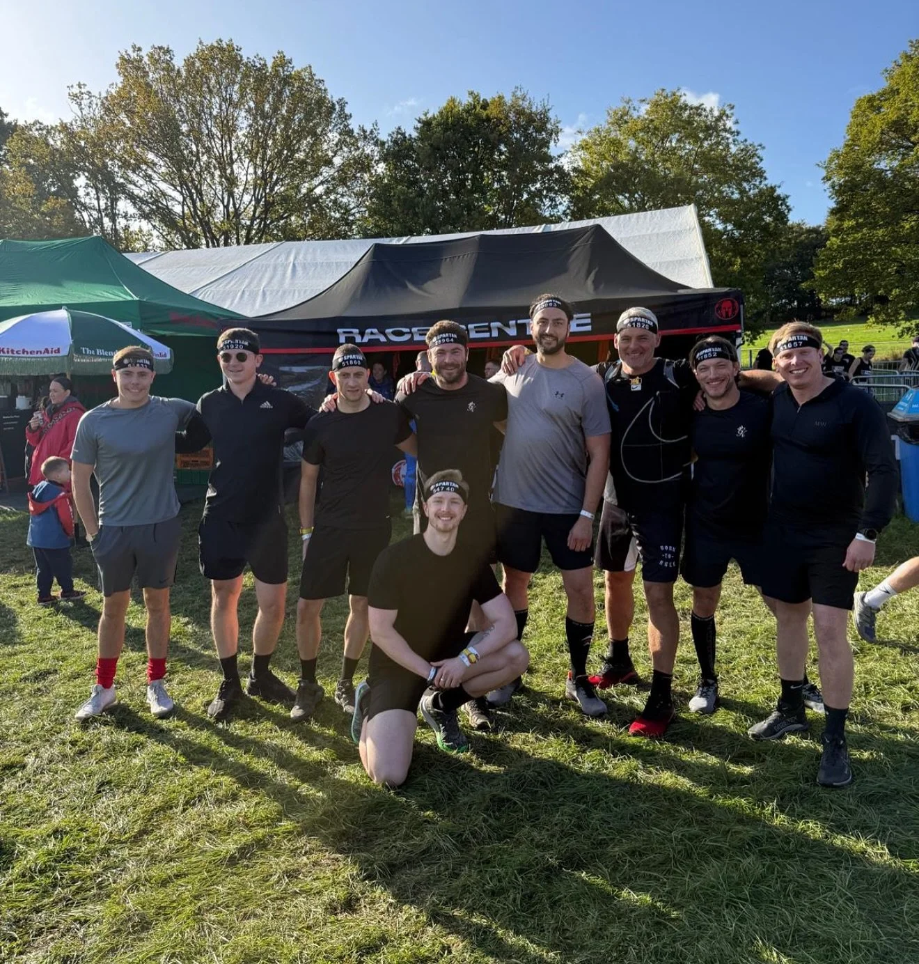 Another race down! Maybe I should stop bodybuilding and start these, watcha think?

Awesome running with these guys, most of them kicked my ass at most of these obstacles 😂 but we all helped each other

Thanks to @bodyproject.coach for arranging thi