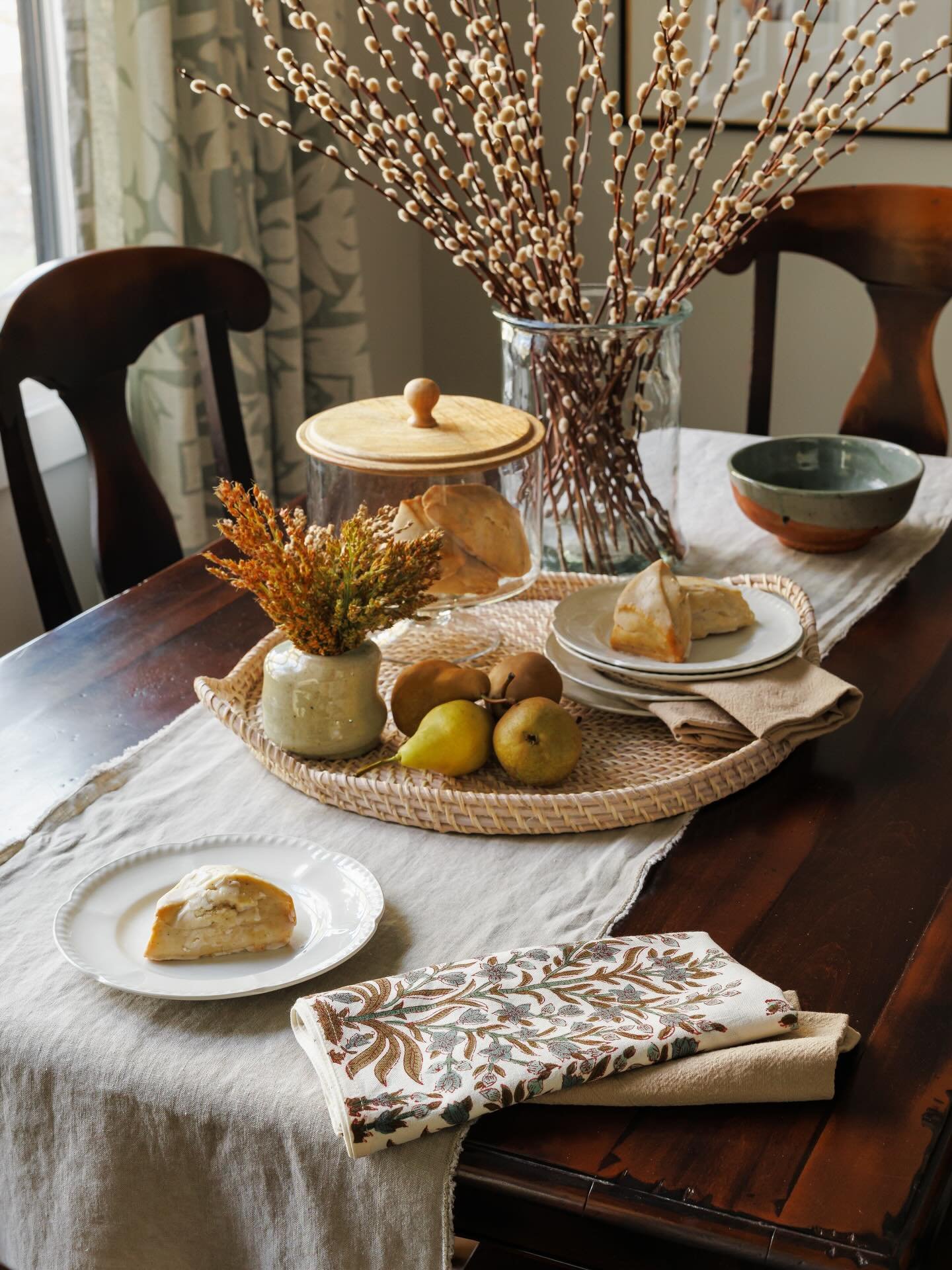 Setting the scene for slow moments this holiday with layers of warmth, soft light, and a seat for everyone. Wishing all of our friends celebrating in the U.S. a very Happy Thanksgiving. May our hearts be filled with much love and gratitude 🧡 🦃 🧡

