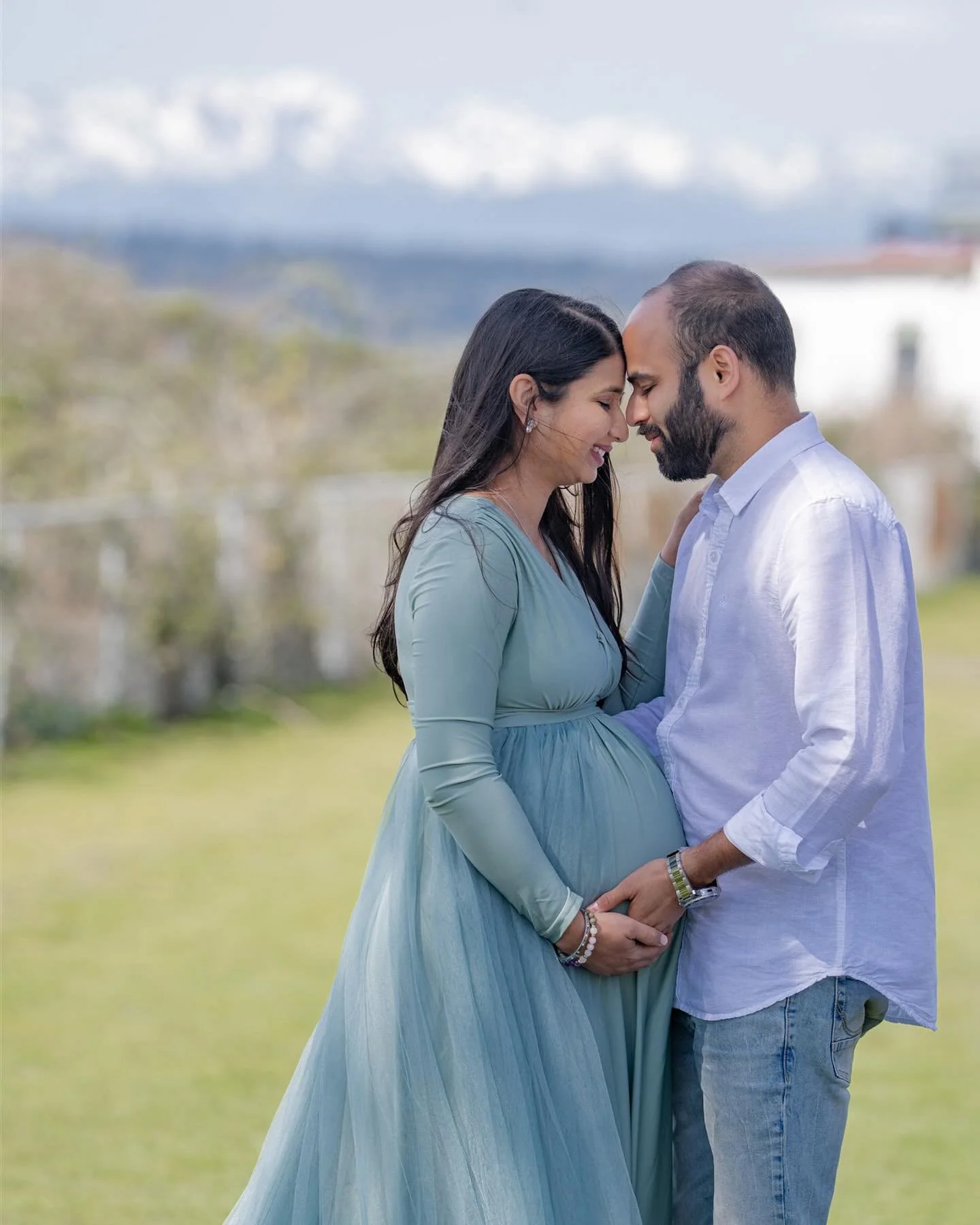 Baby on the way!
#kelemphotography for #maternityphotoshoot
#seattlephotographer #portrait #explorepage #portraitsession