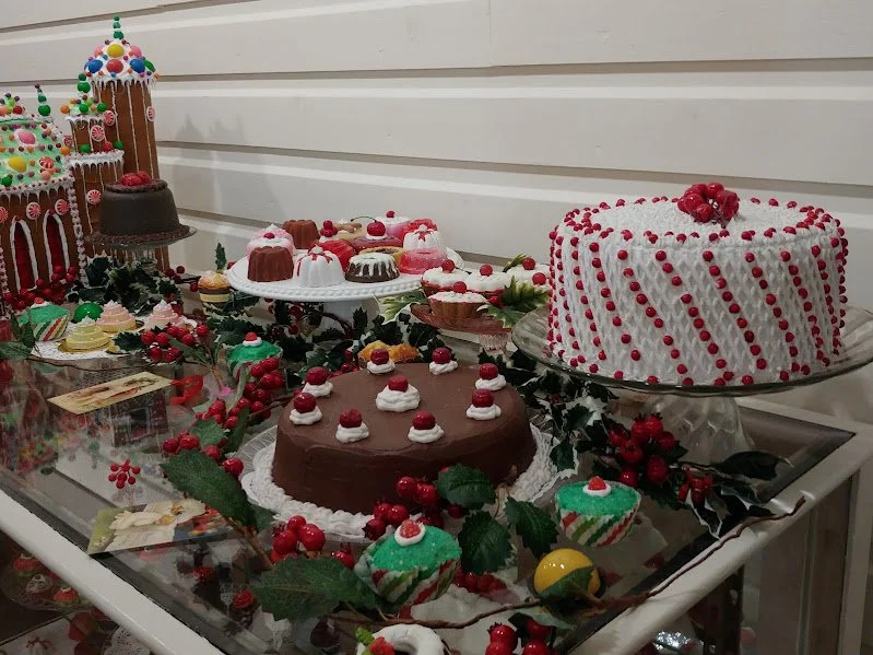 cakegoodies.jpg
