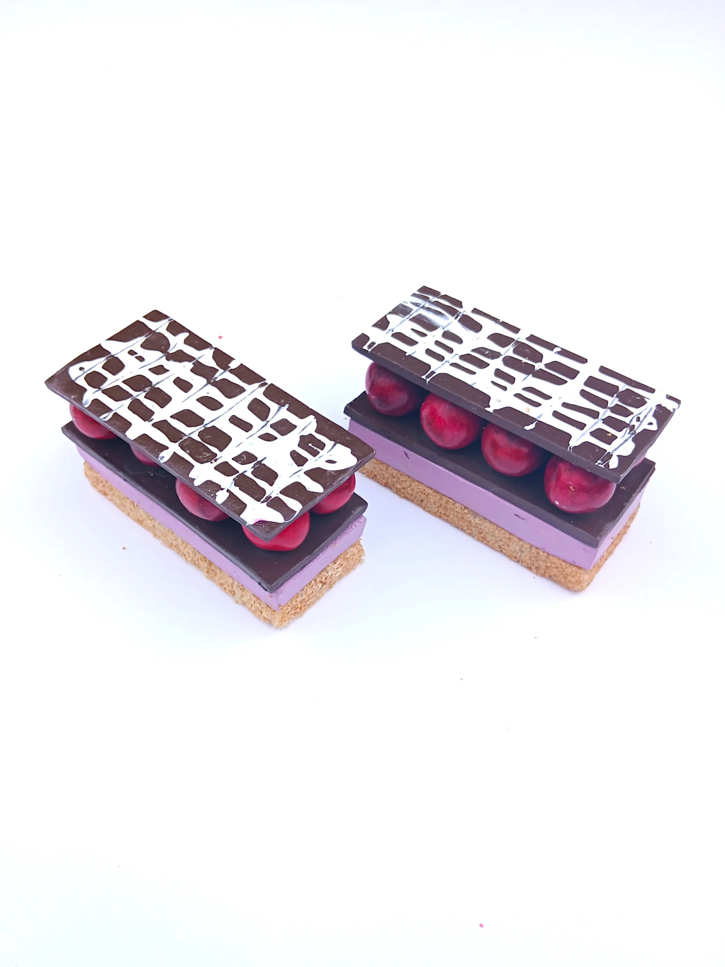 Chocolate & Cherry Fancy Bar