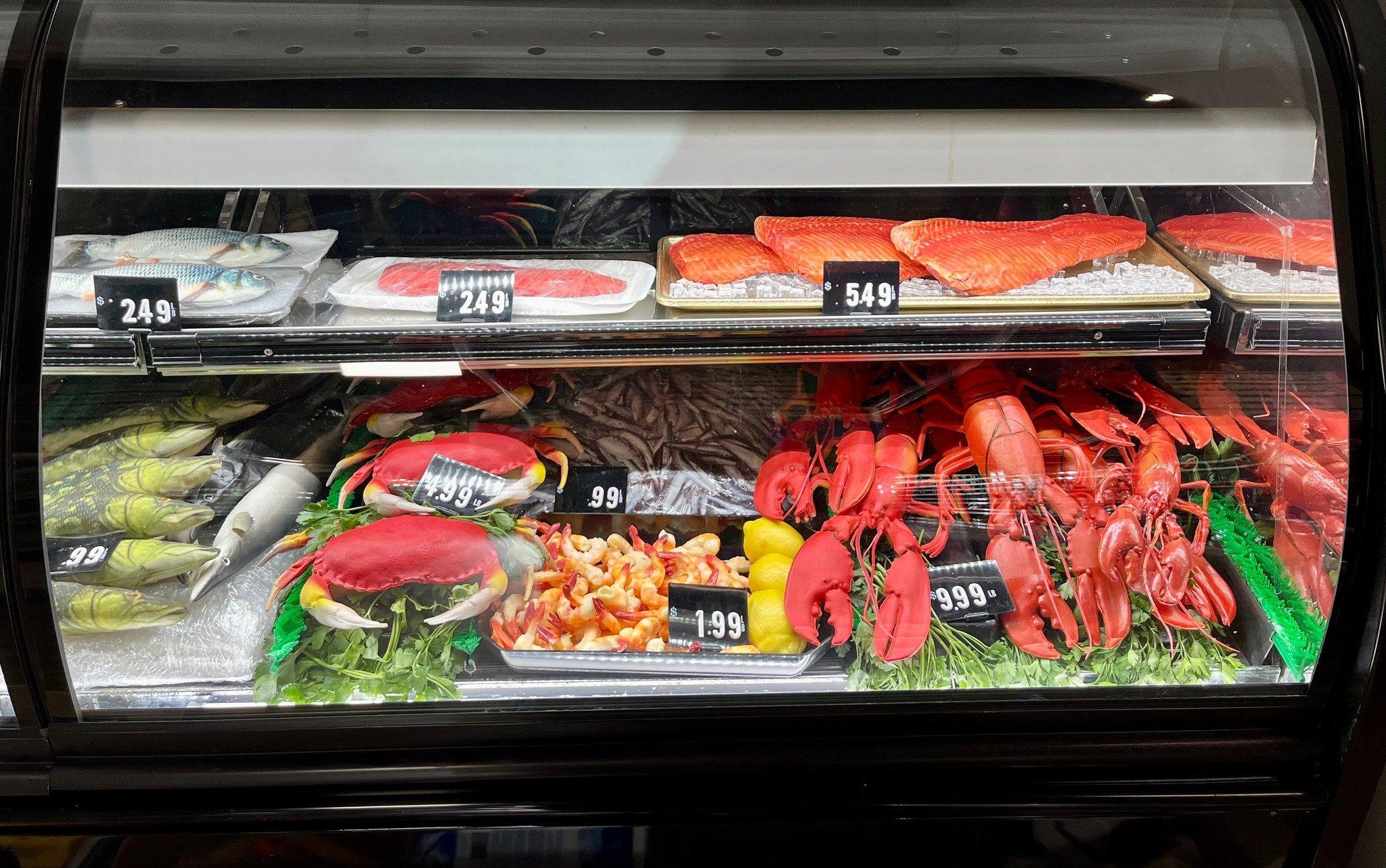 Seafood Display1.jpg