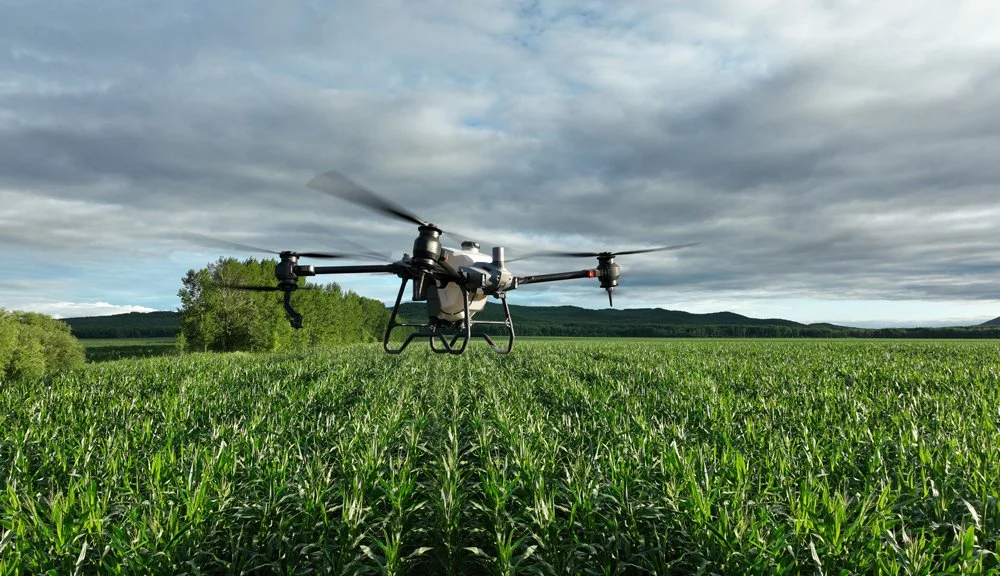 DJI-AGRAS-T40-DJI_0411-1-hero.jpg