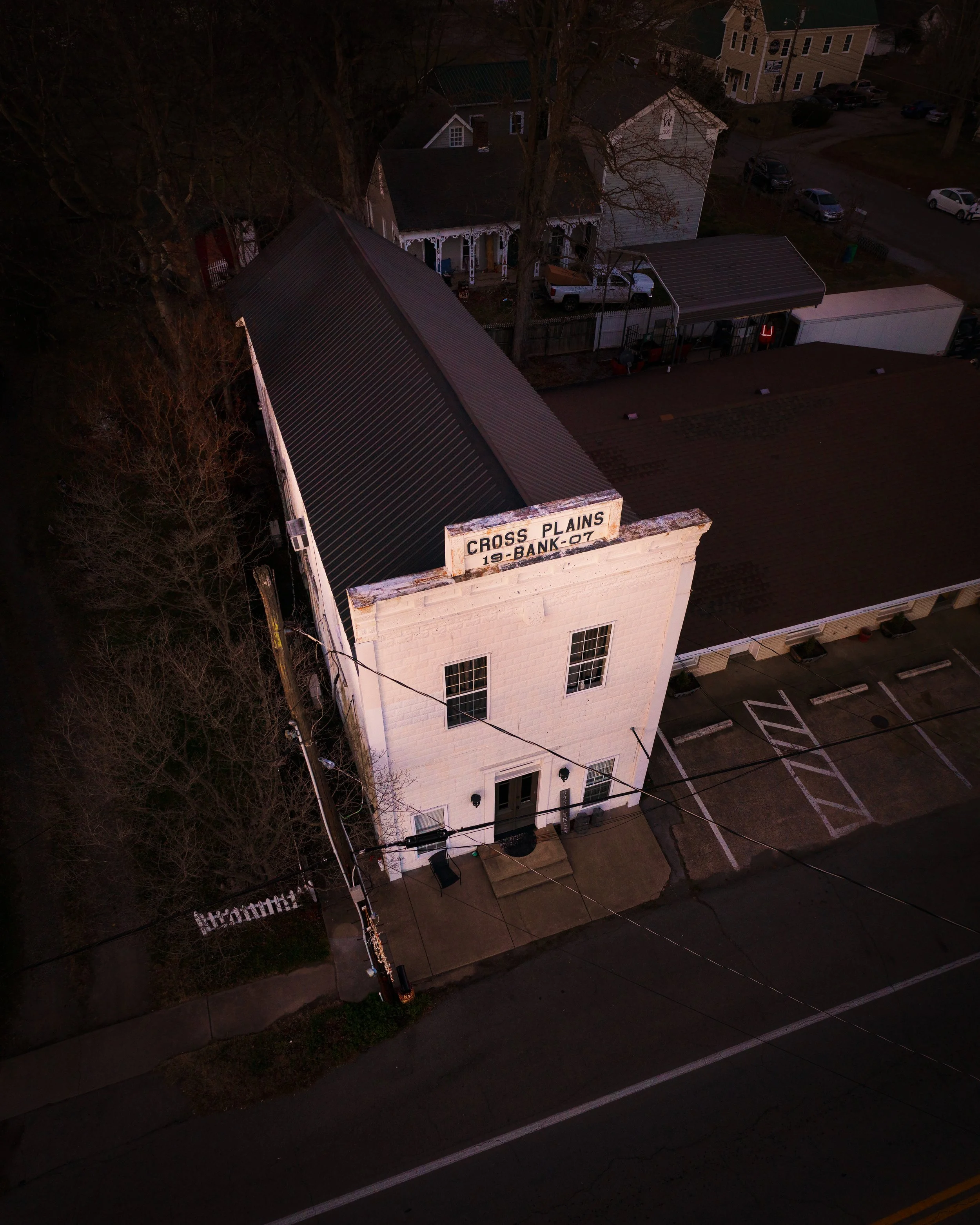 Cross-Plains-bank-full-building-winter-2023psd.jpg
