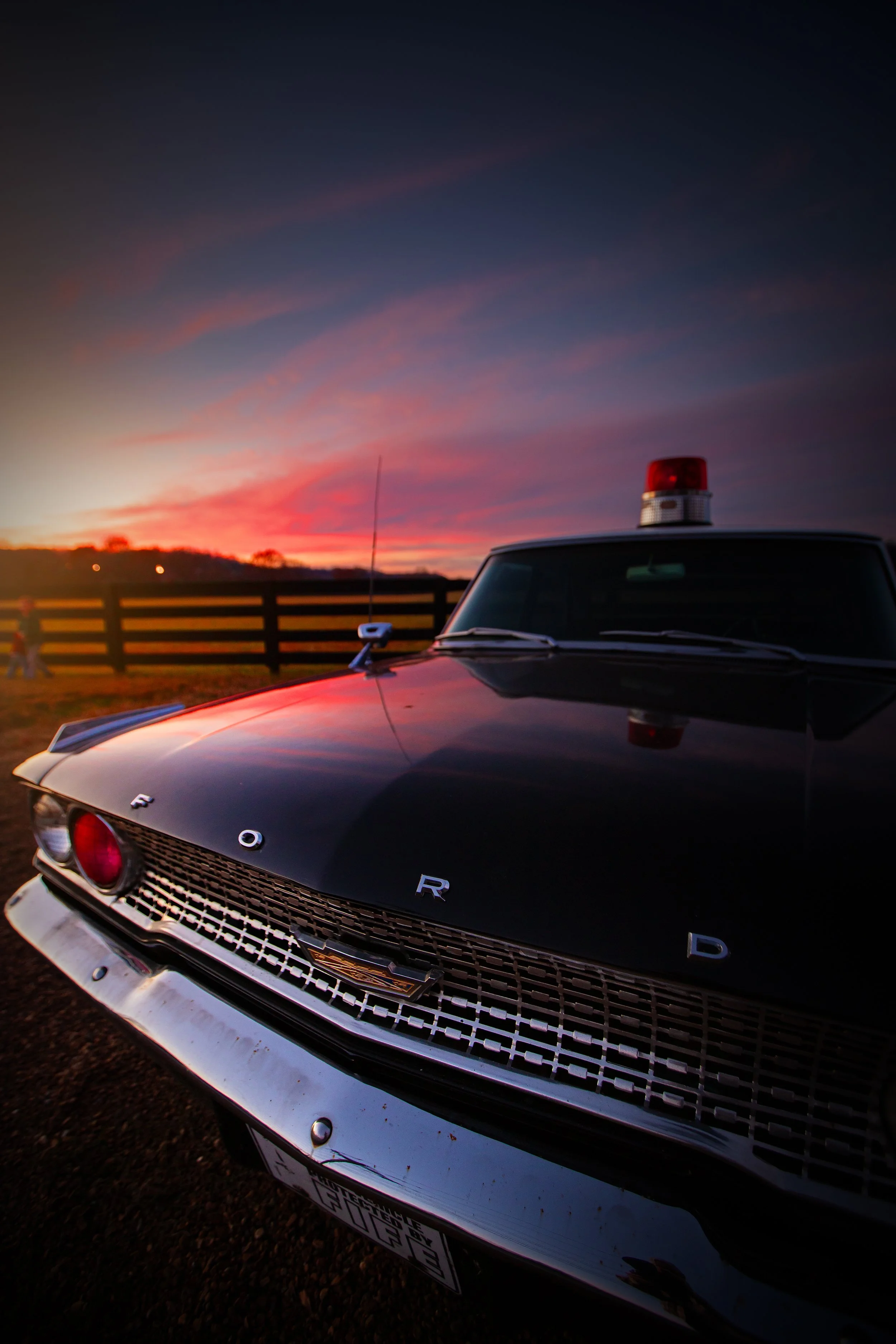 leipers-fork-sheriffs-car-hood-shot-winter-2023.jpg