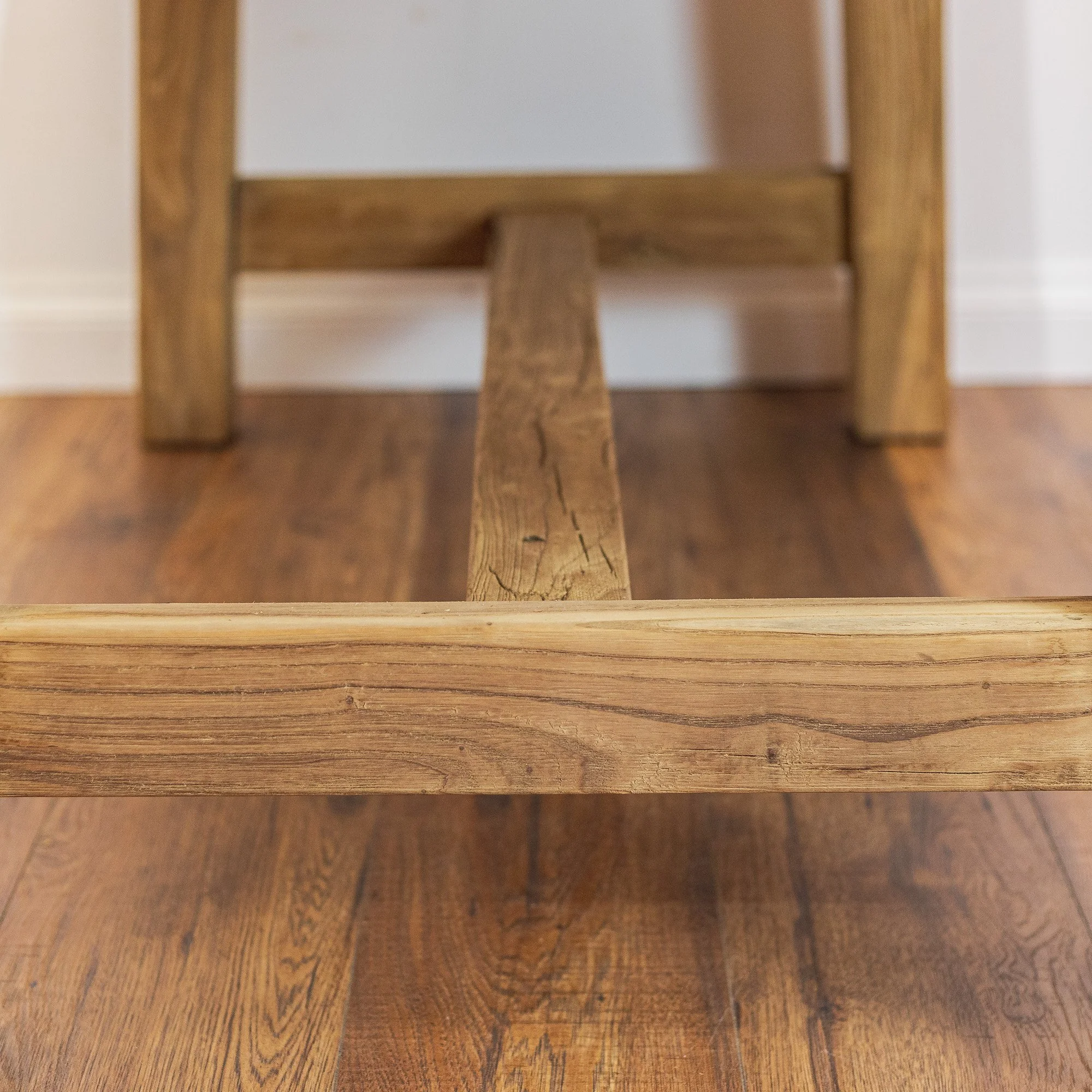 Rustic Reclaimed Elm 5ft Dining Table -16.jpg