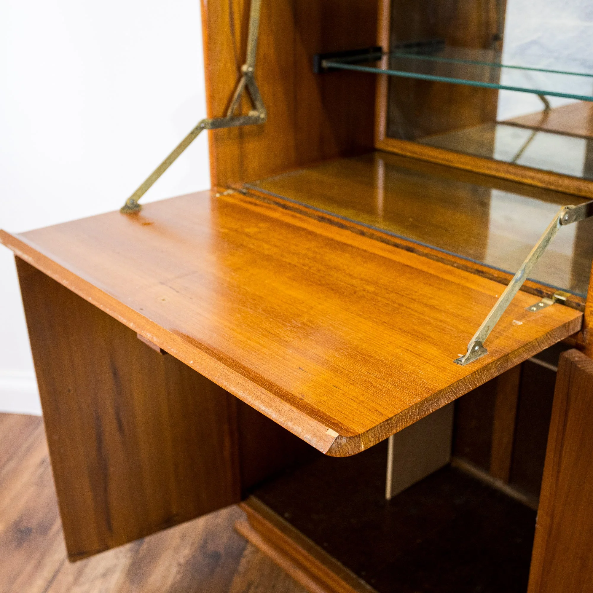 Art Deco Walnut Cantilever Cocktail Cabinet