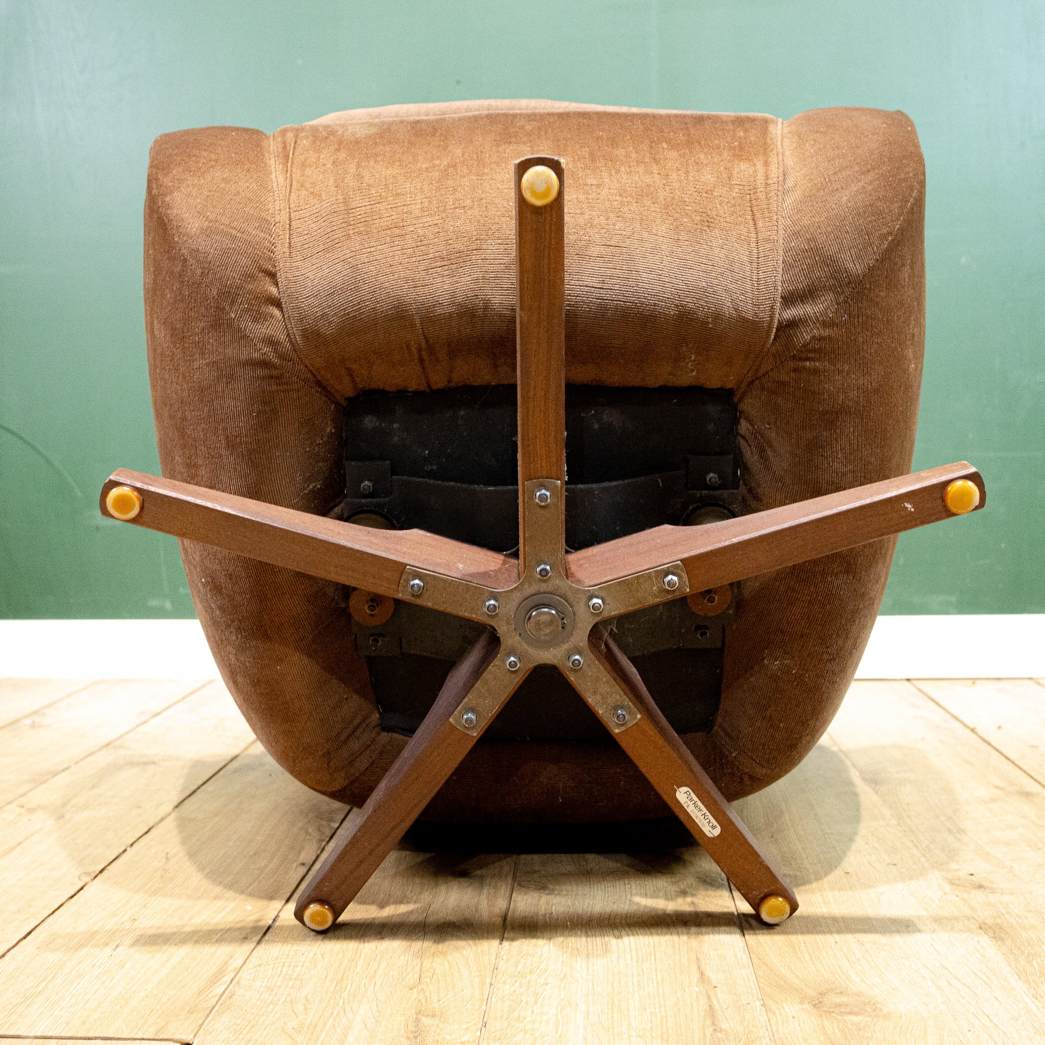 Parker Knoll Statesman Armchair