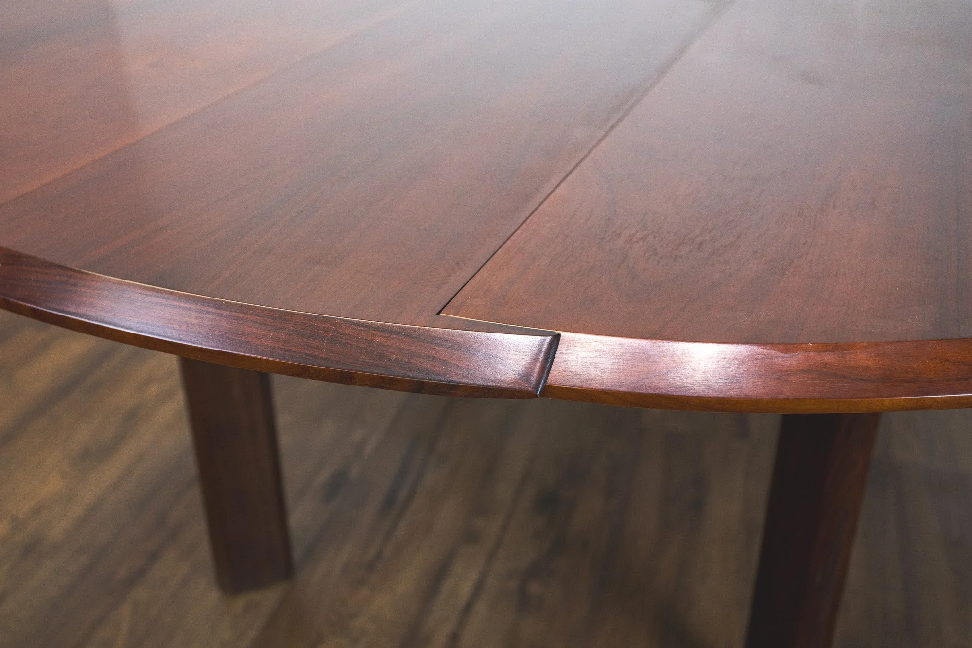 Skovby Rosewood Rotating Extending Dining Table
