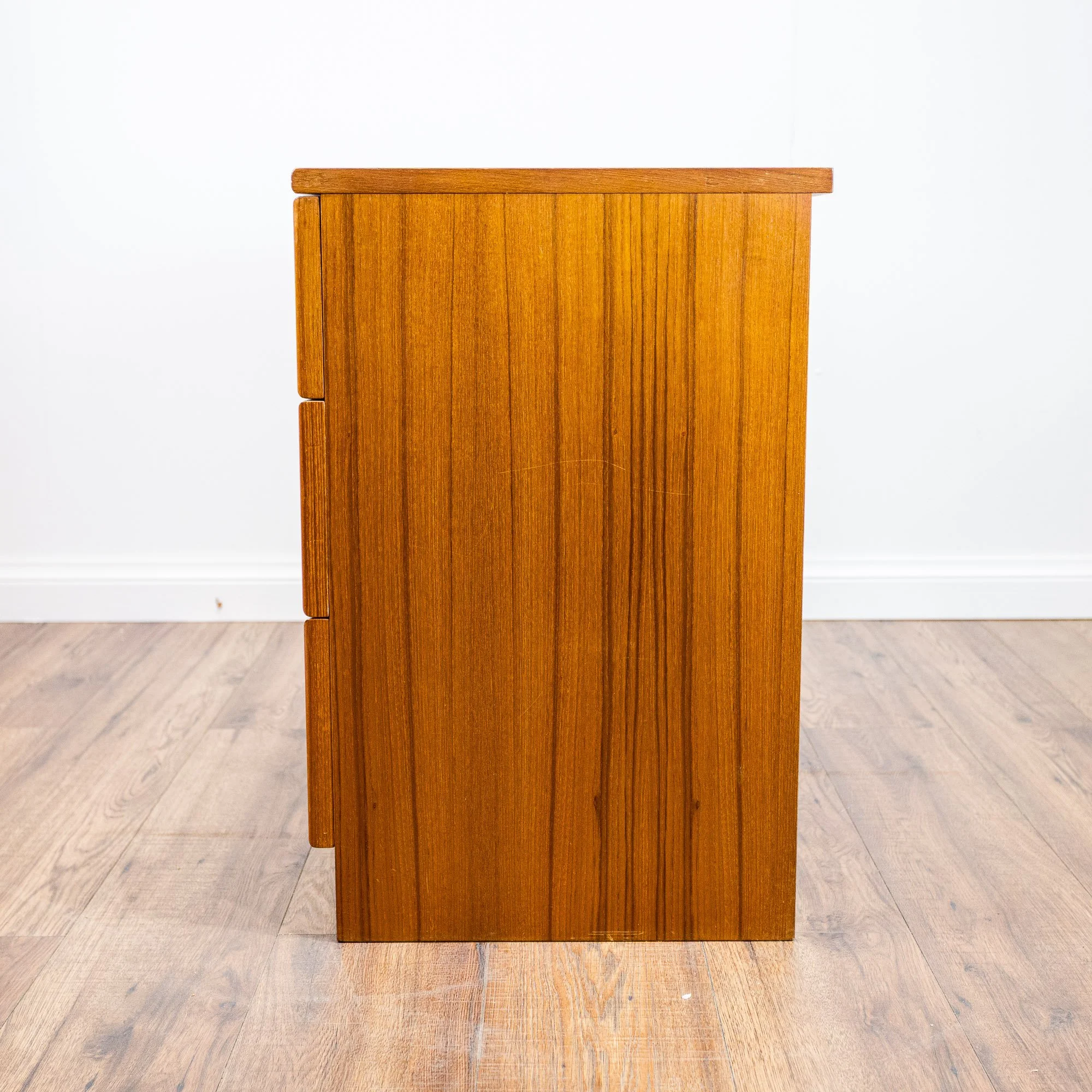 G Plan Albany Teak Chest of 4 Drawers by Leslie Dandy