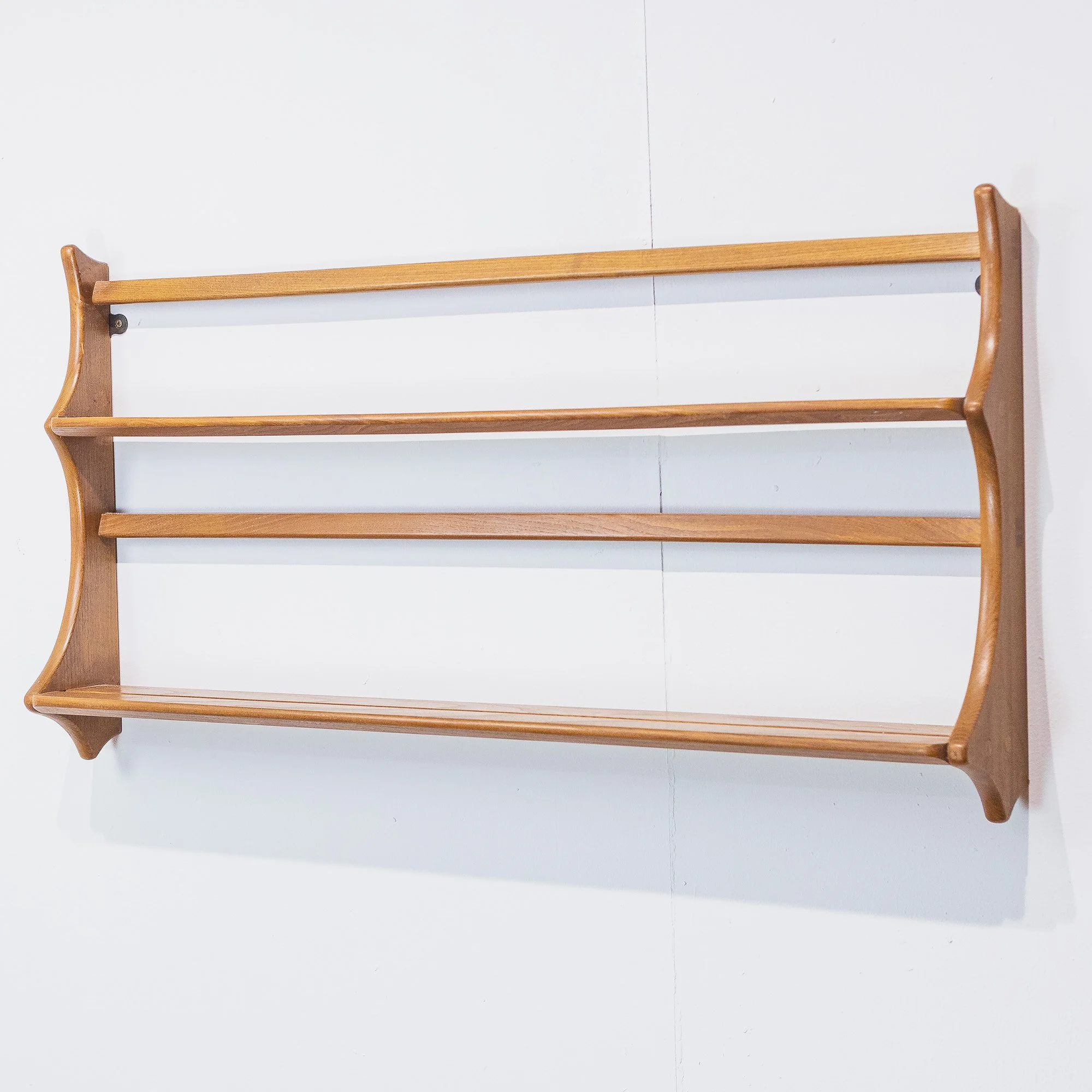 22. Ercol Blue Label Elm Plate Rack Model 287-2.jpg