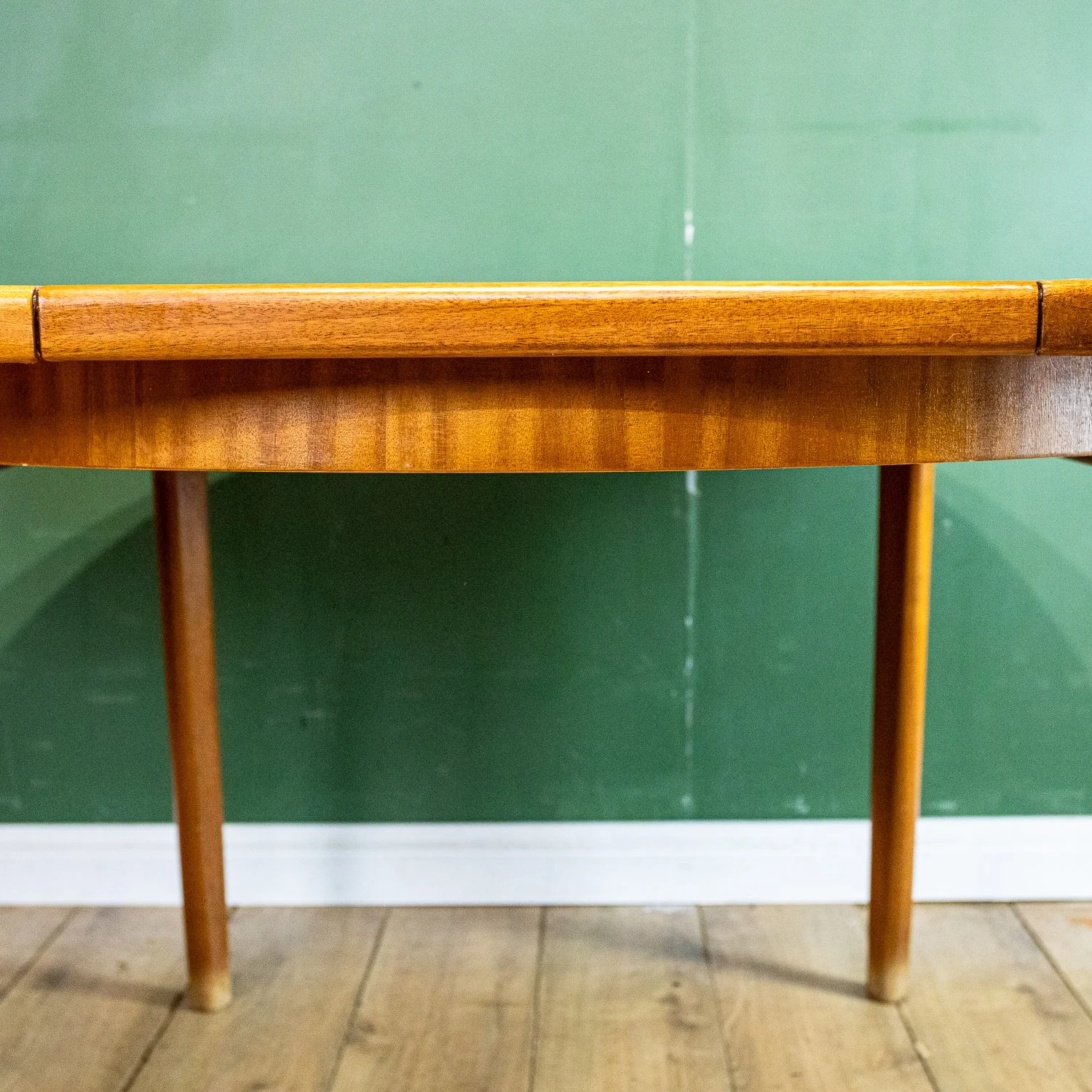 McIntosh Round Teak Extending Dining Table