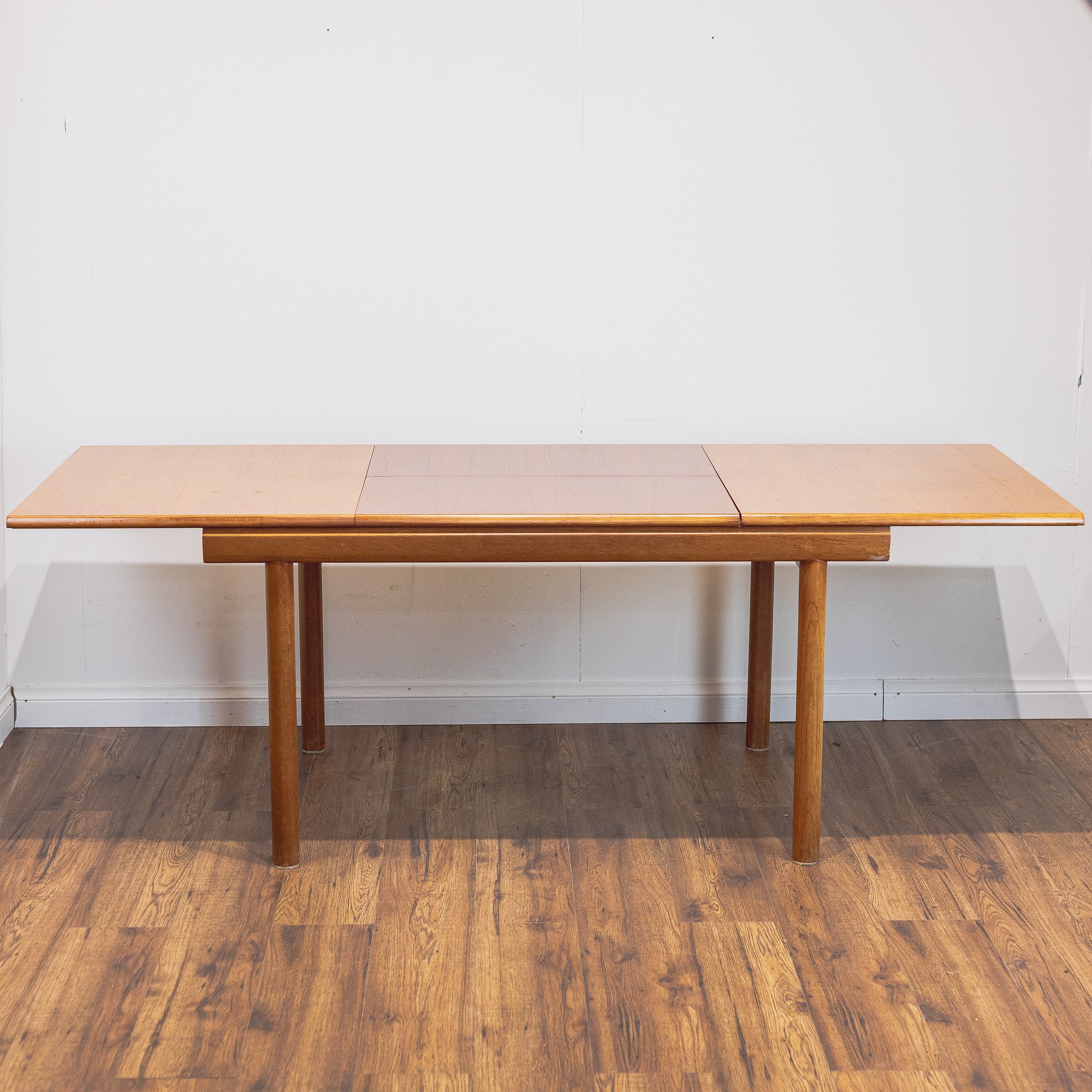 White & Newton Rectangular Teak Extending Dining Table -9.jpg