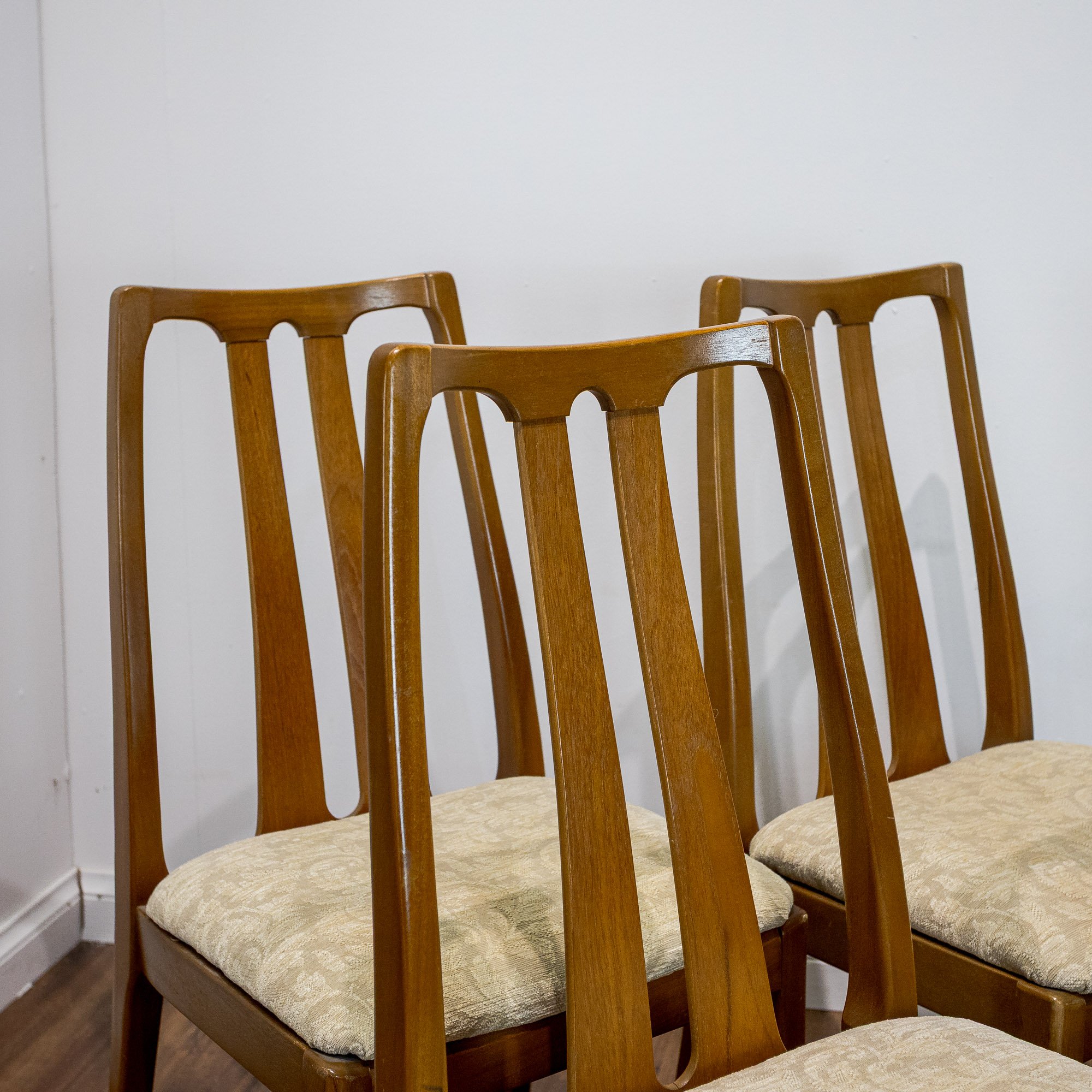 Nathan Teak Oval Extending Dining Table and 4 Chairs