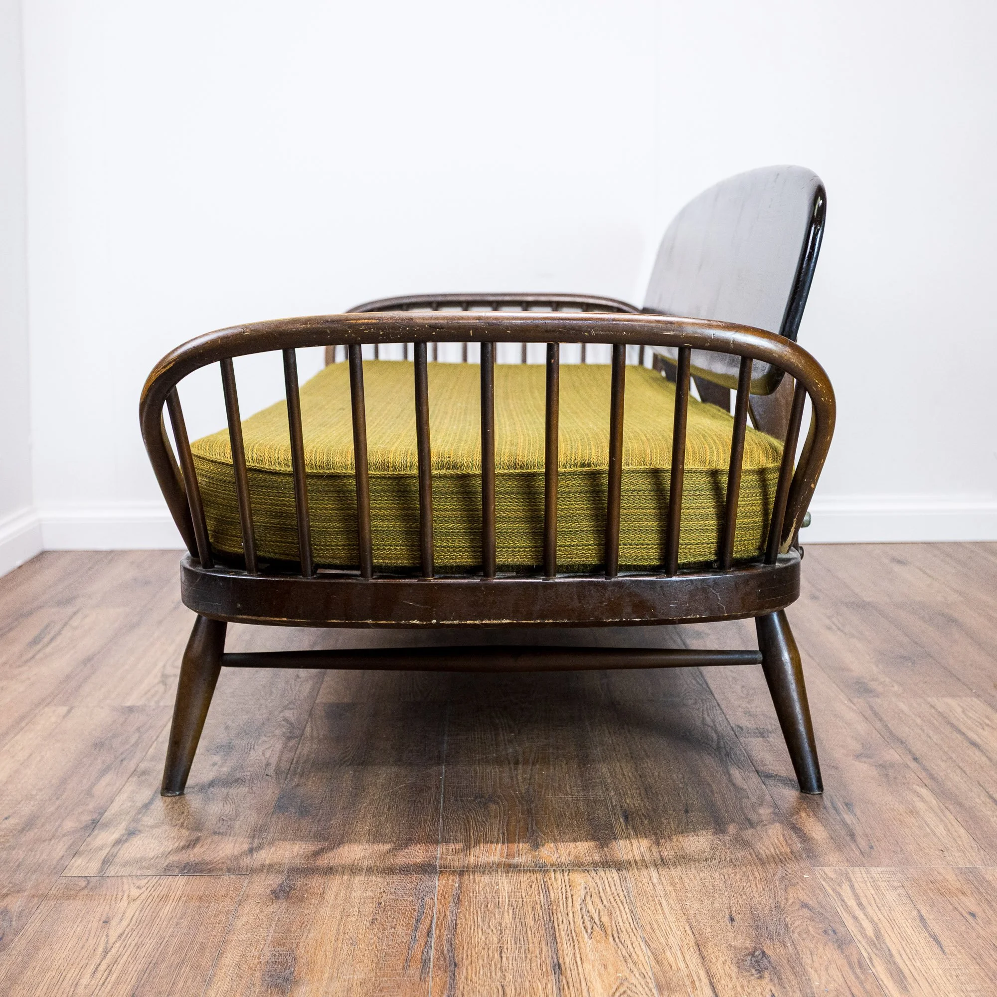 Ercol Studio Couch / Daybed in Brown
