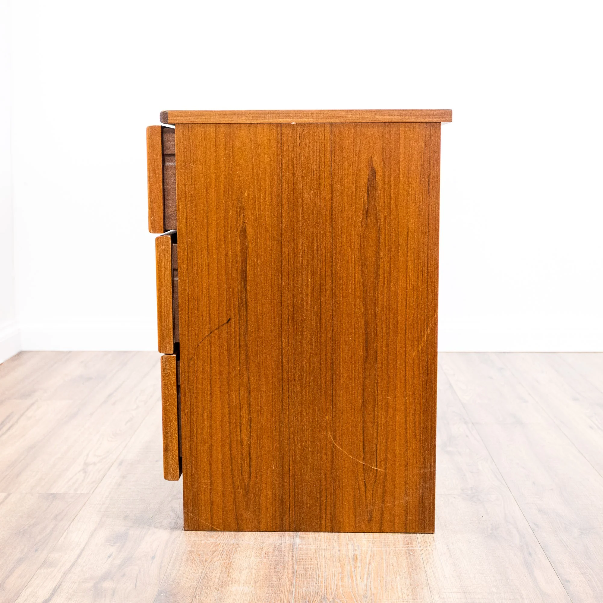 G Plan Albany Teak Wide Chest of 7 Drawers by Leslie Dandy